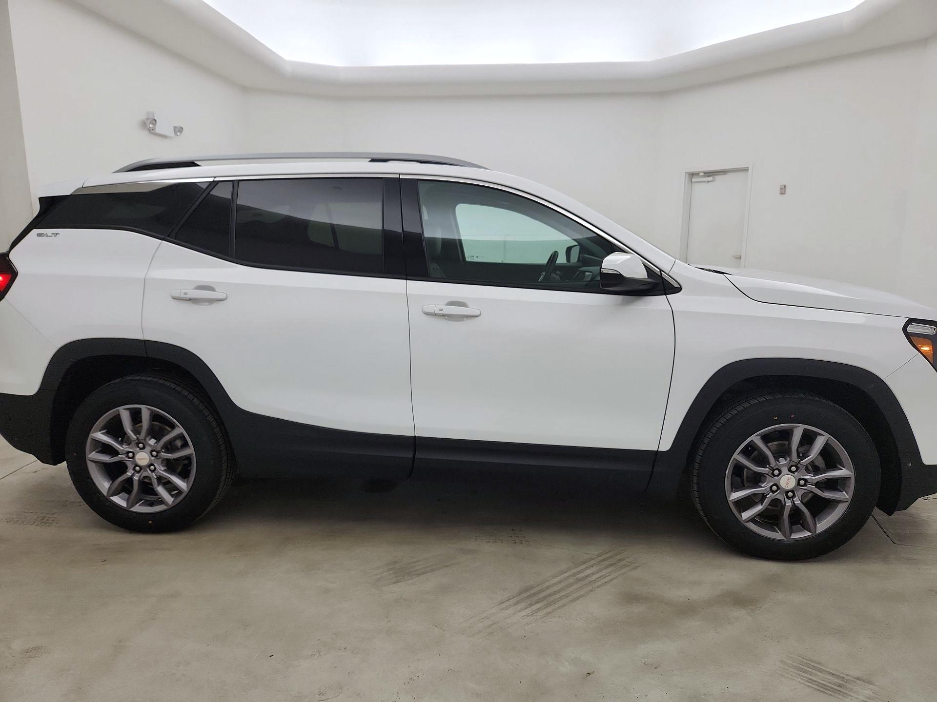 Thumbnail: 2024 GMC Terrain - 4