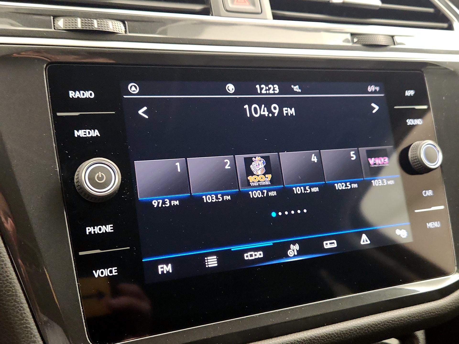 Thumbnail: 2024 Volkswagen Tiguan - 13