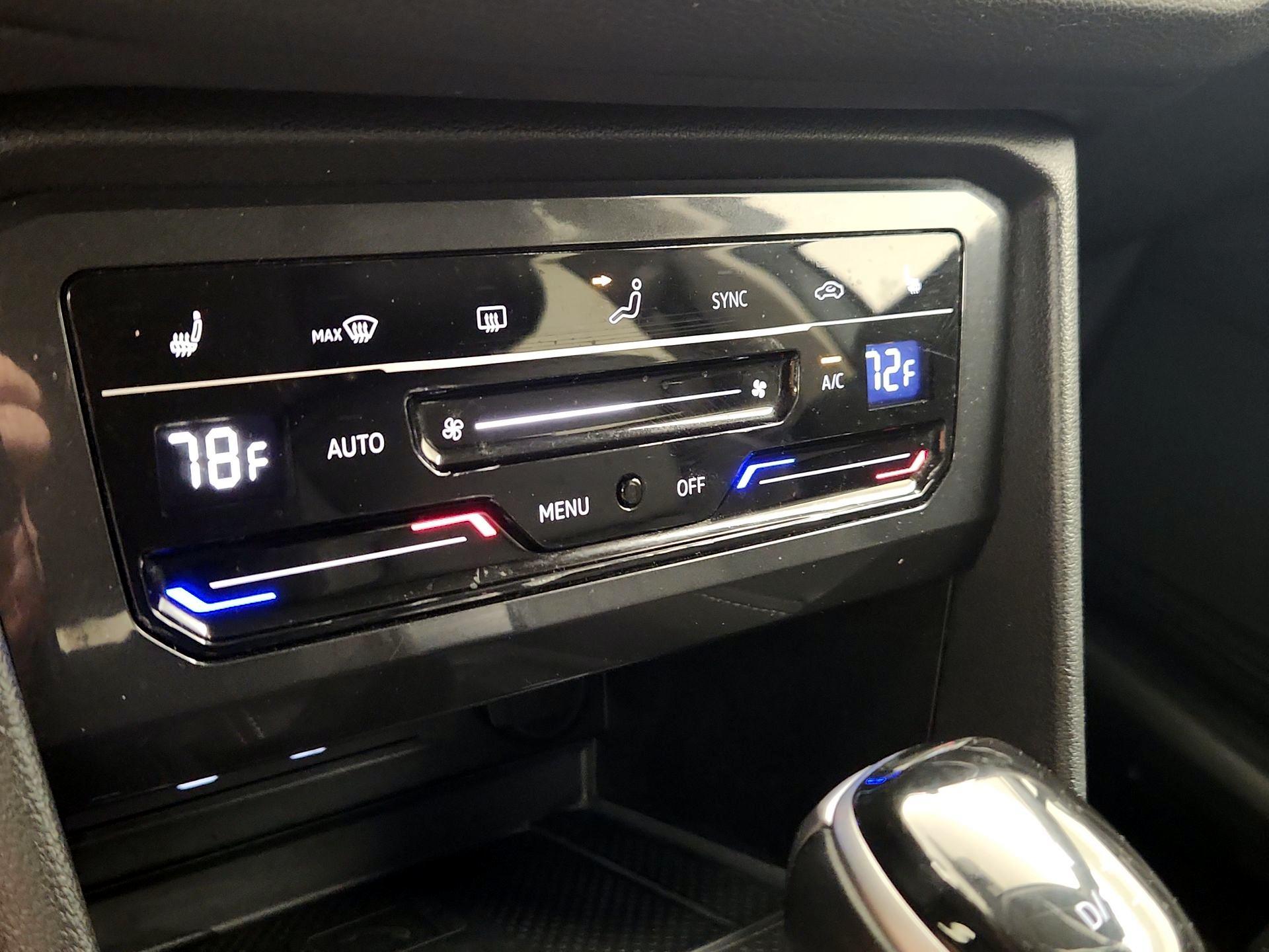 Thumbnail: 2024 Volkswagen Tiguan - 14