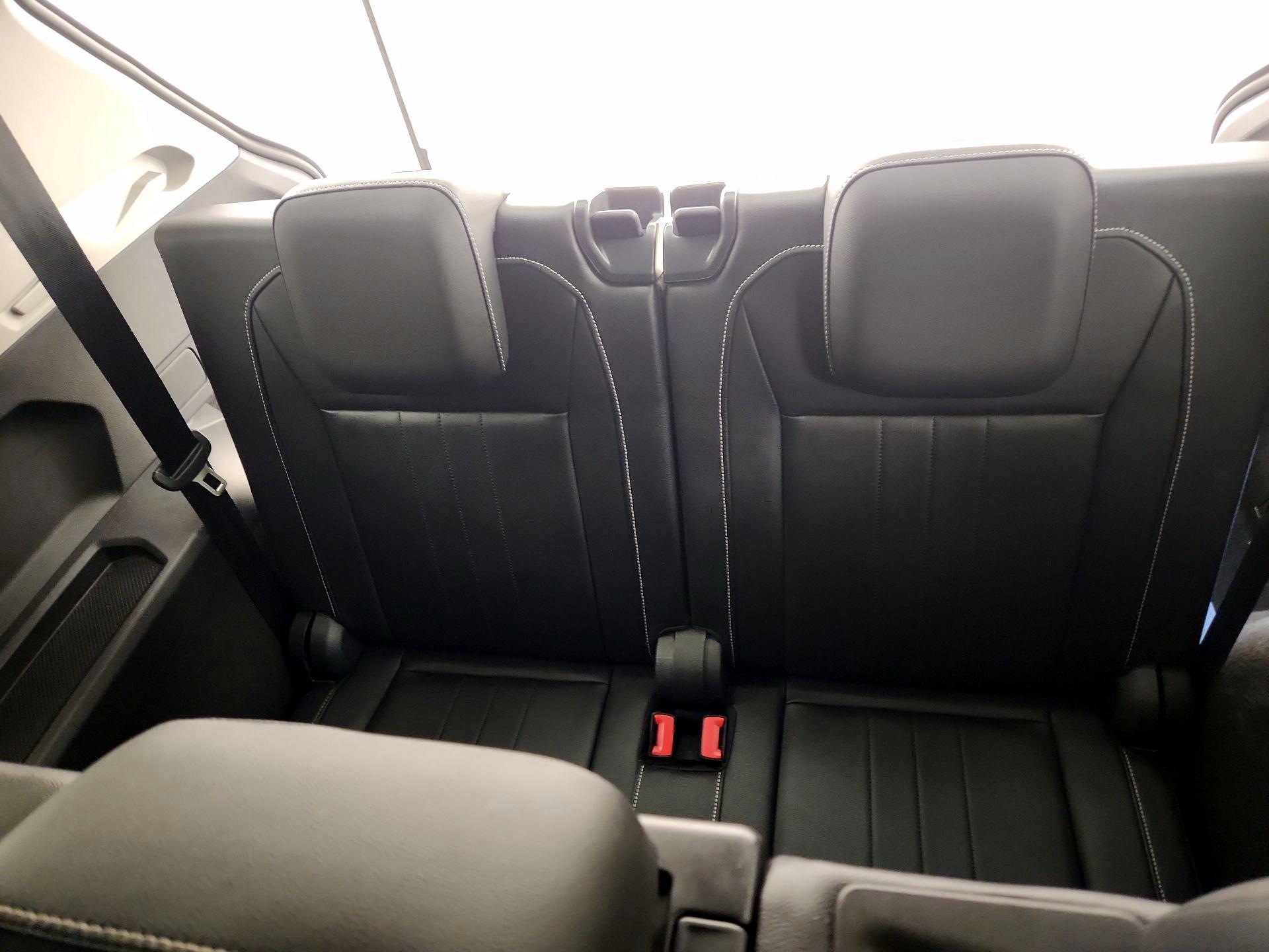 Thumbnail: 2024 Volkswagen Tiguan - 18