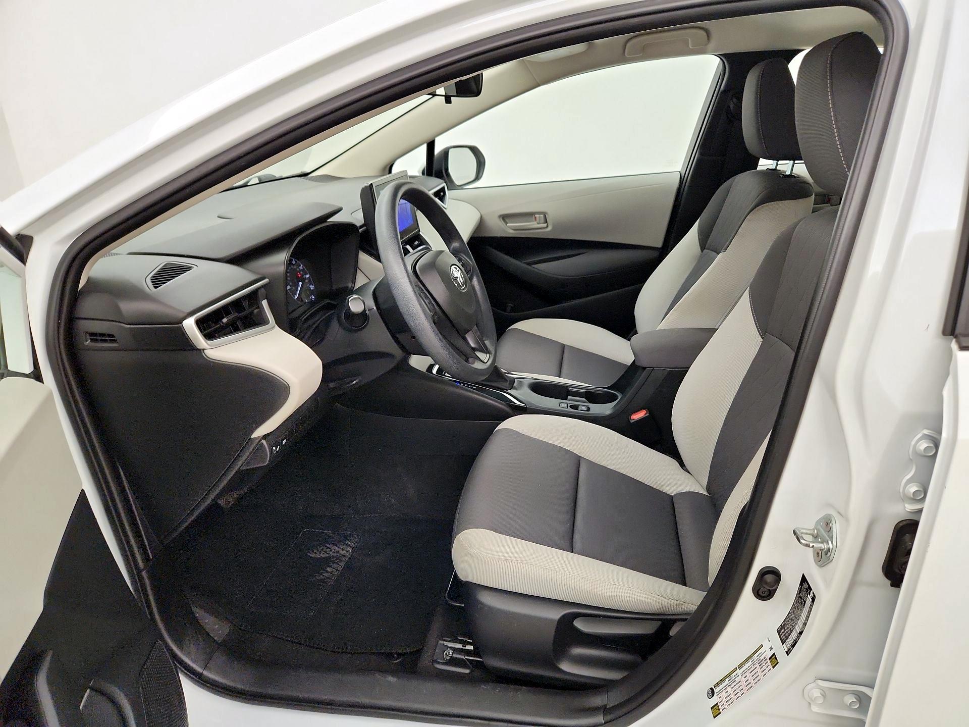 Thumbnail: 2023 Toyota Corolla - 9