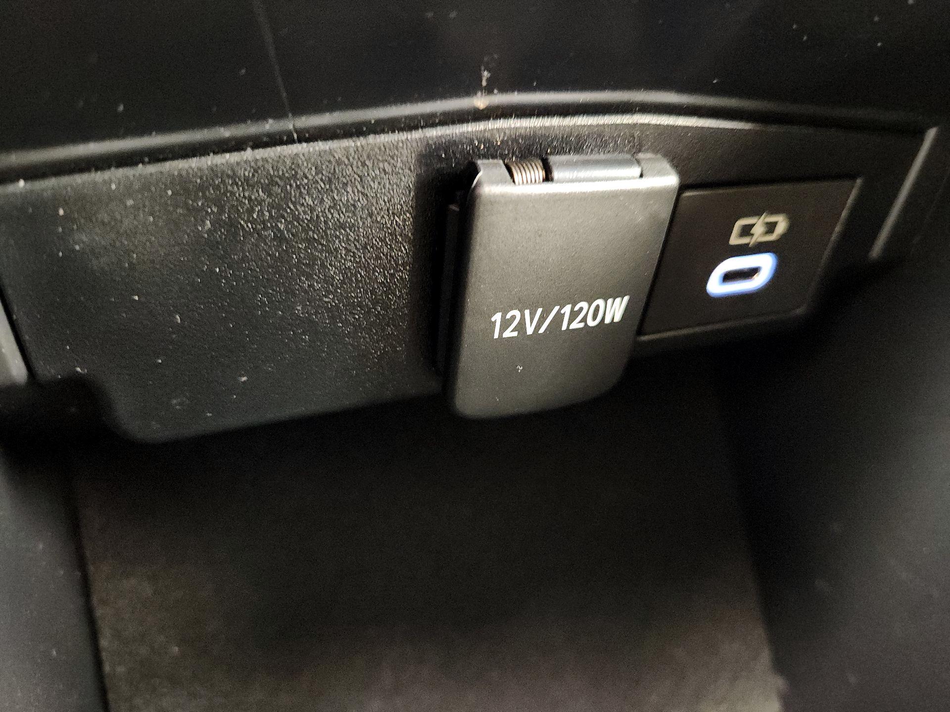 Thumbnail: 2023 Toyota Corolla - 16