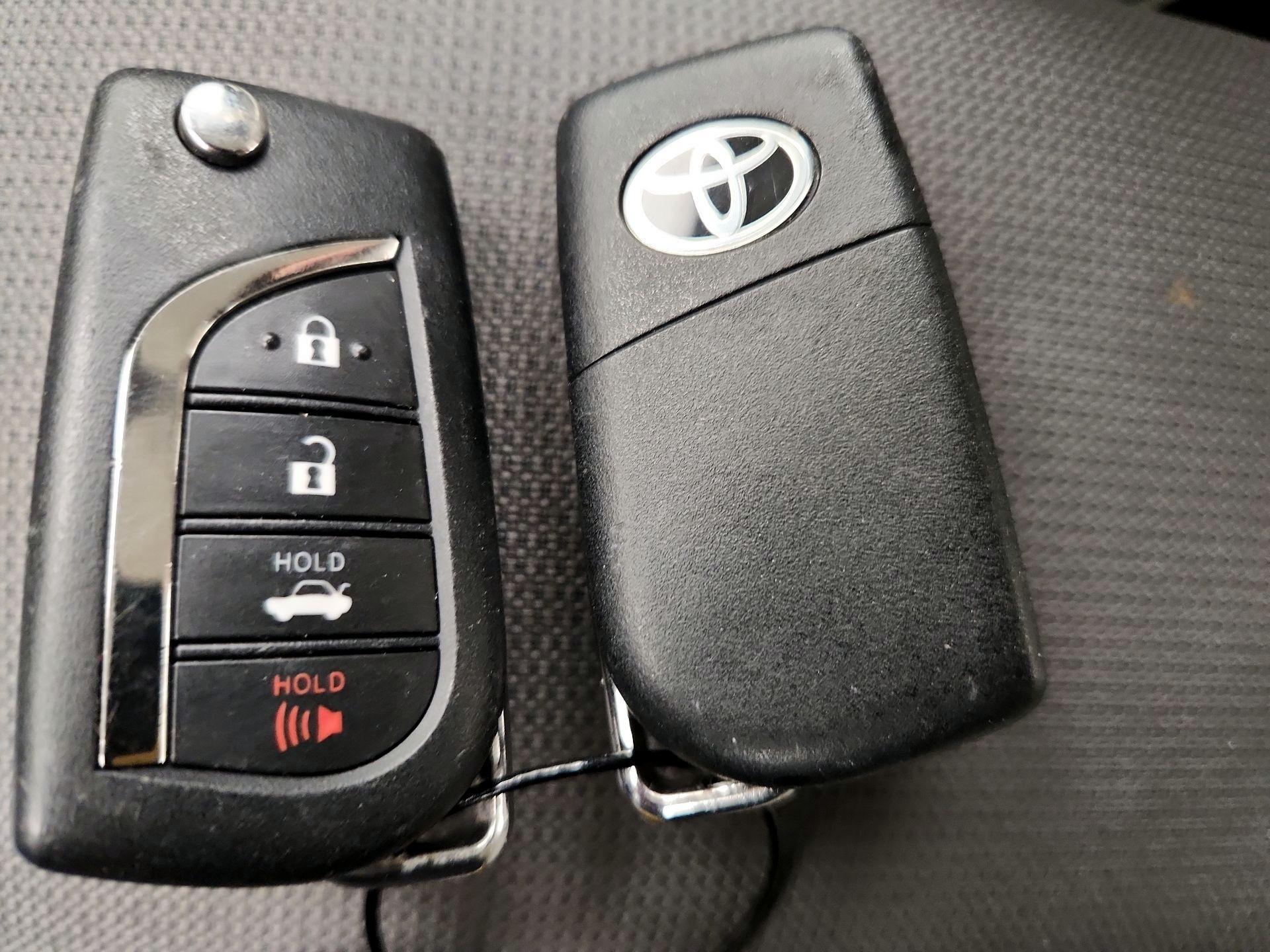 Thumbnail: 2023 Toyota Corolla - 20