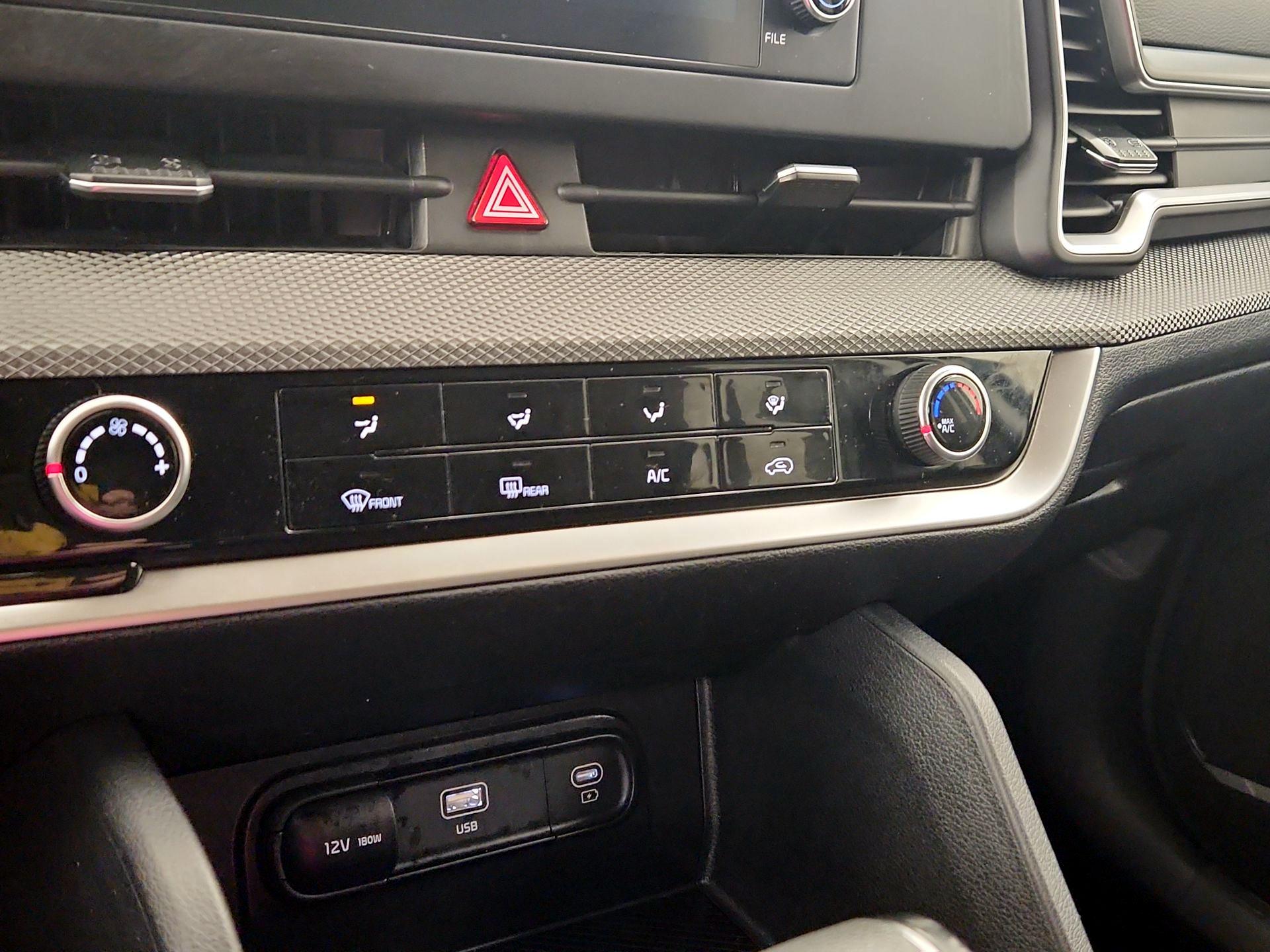 Thumbnail: 2024 Kia Sportage - 14