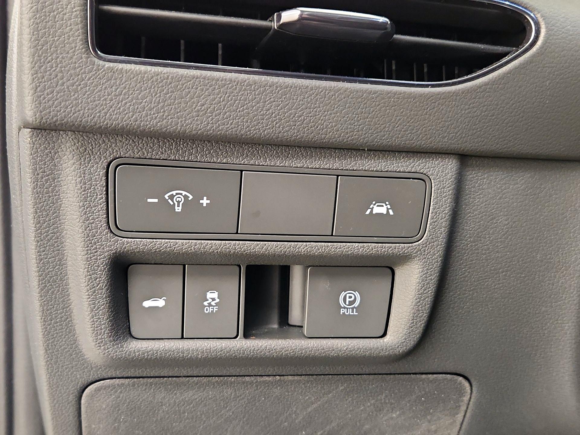 Thumbnail: 2022 Hyundai Sonata - 11