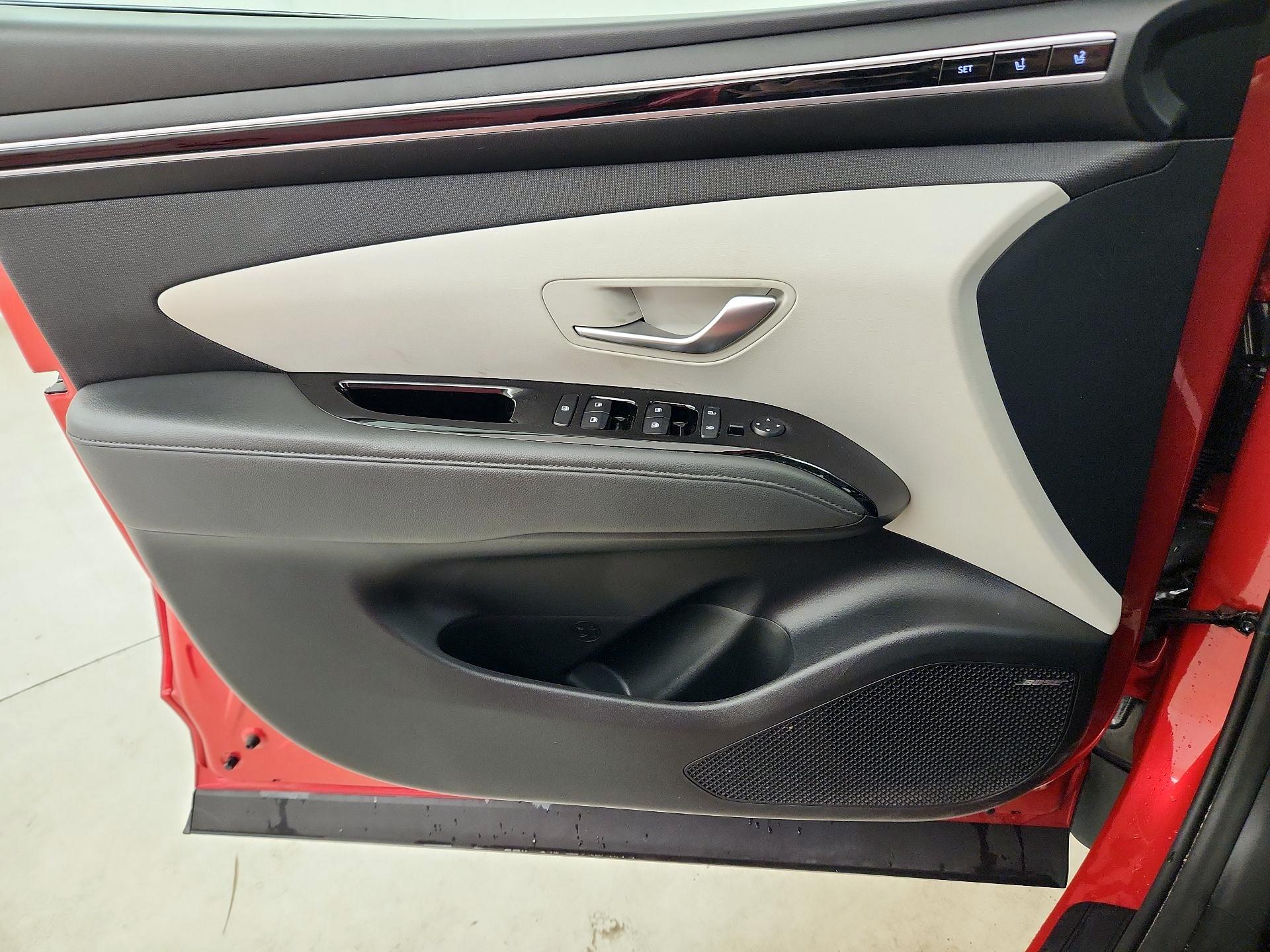 Thumbnail: 2022 Hyundai Tucson - 10