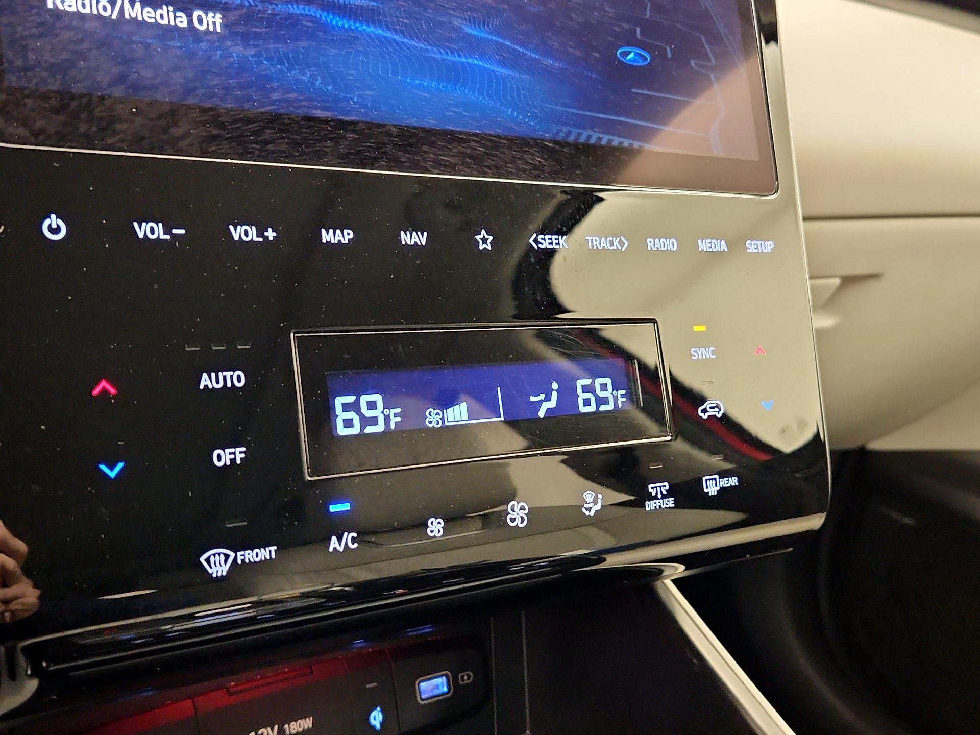 Thumbnail: 2022 Hyundai Tucson - 15