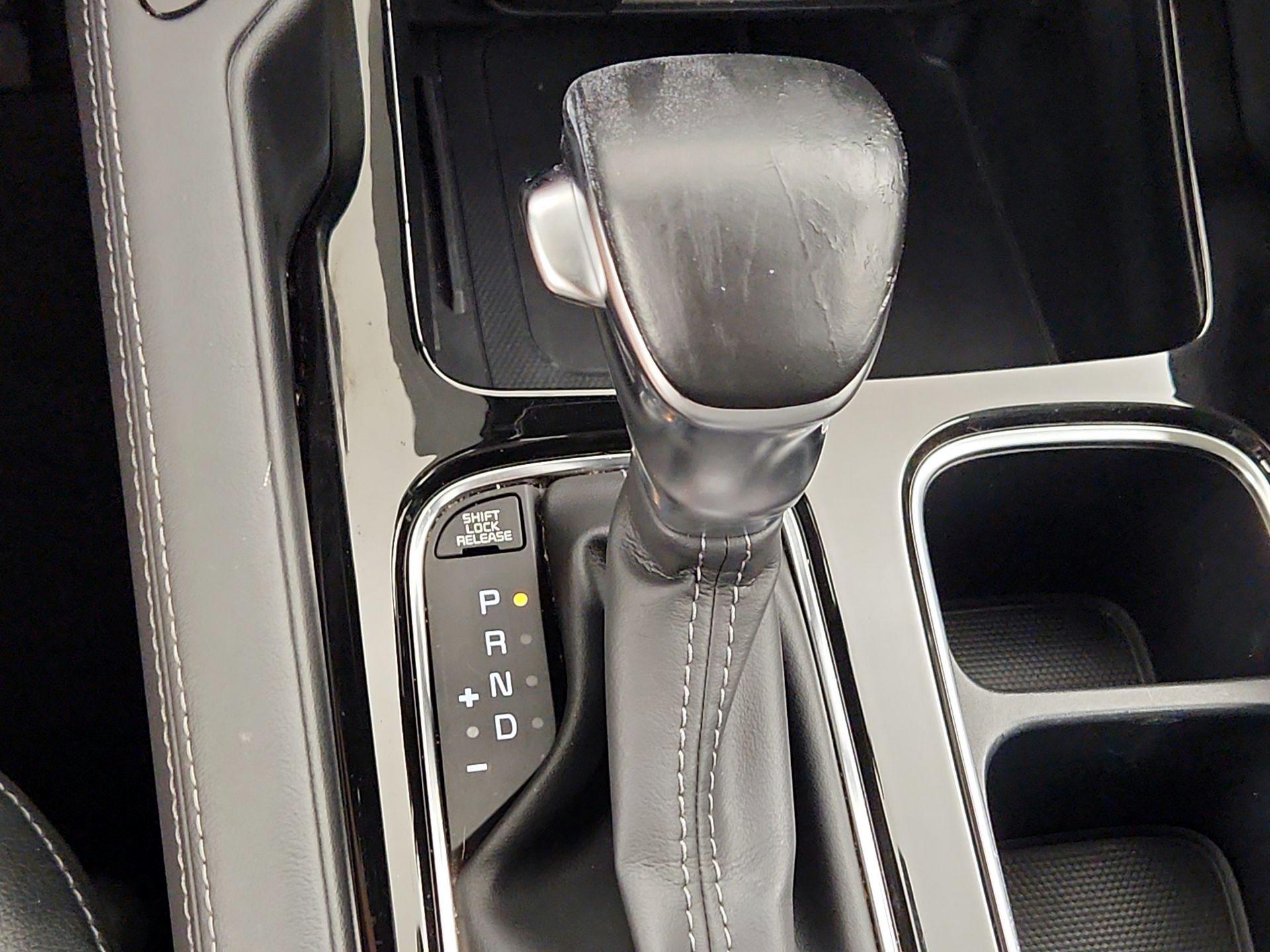 Thumbnail: 2023 Kia Telluride - 16