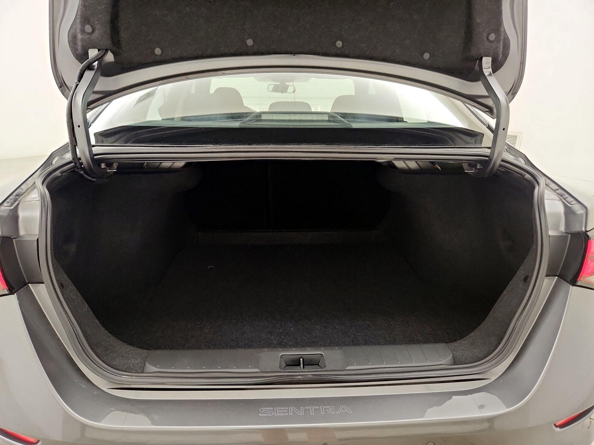 Thumbnail: 2024 Nissan Sentra - 18