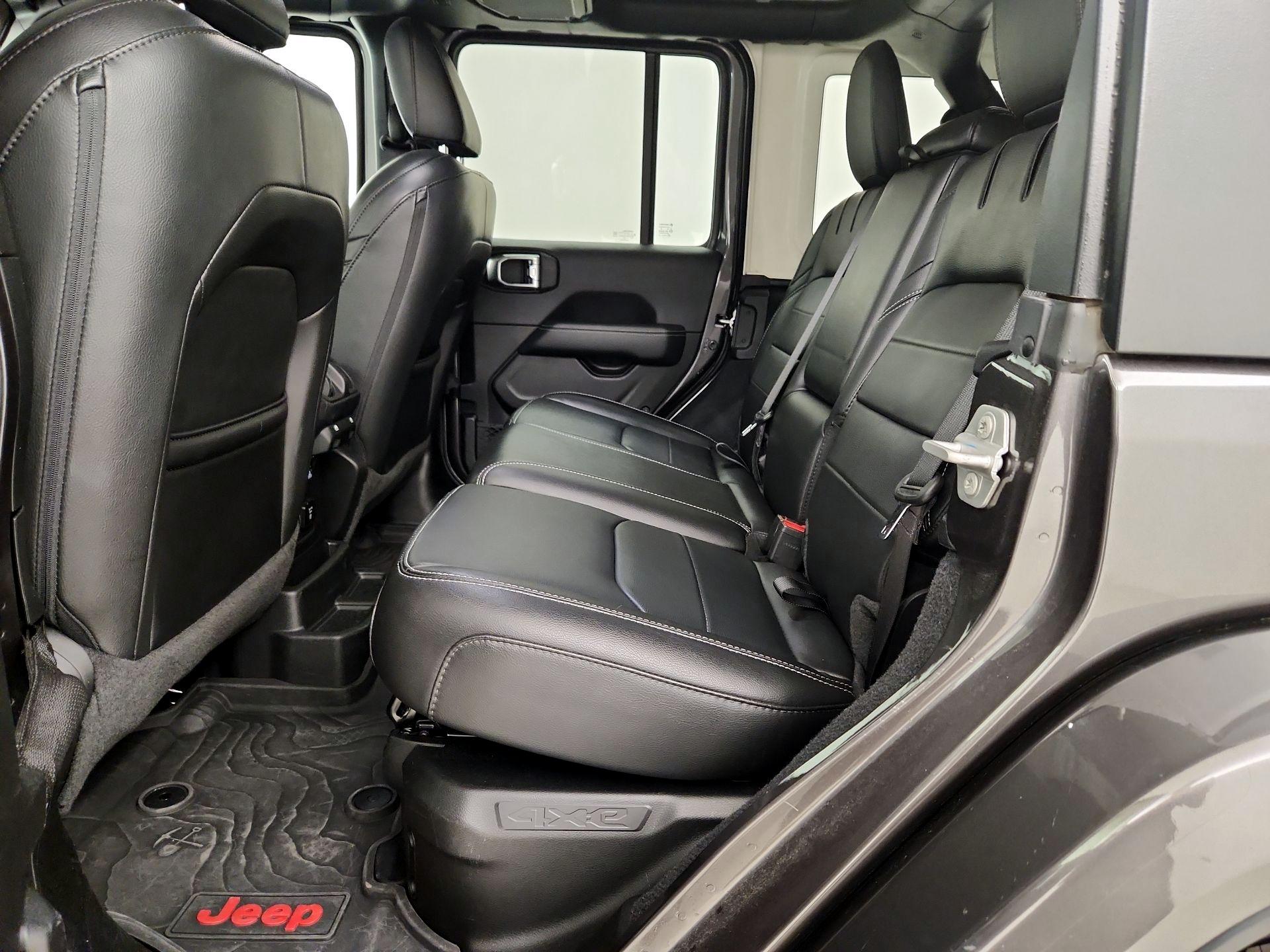 Thumbnail: 2022 Jeep Wrangler - 18