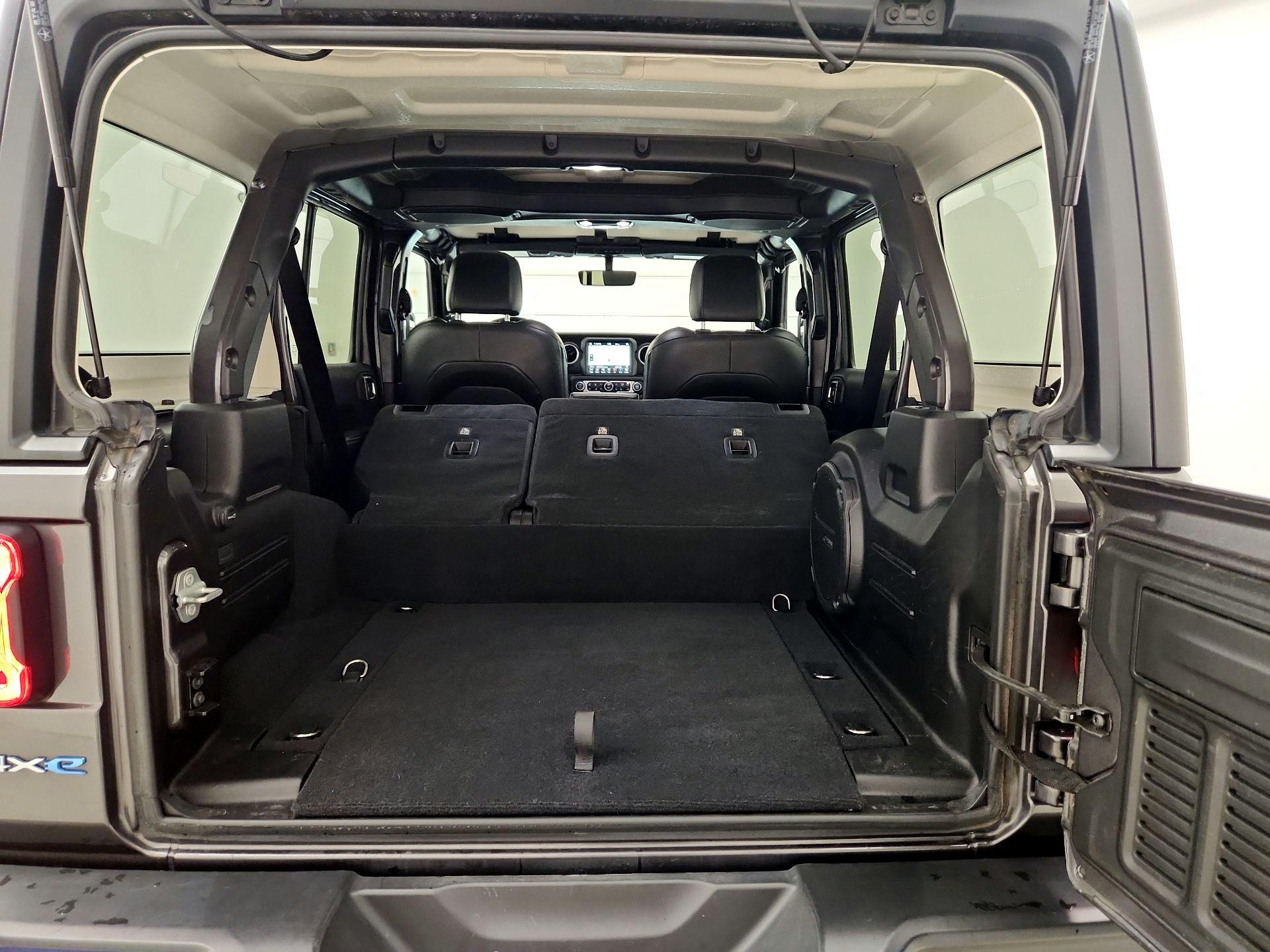 Thumbnail: 2022 Jeep Wrangler - 20