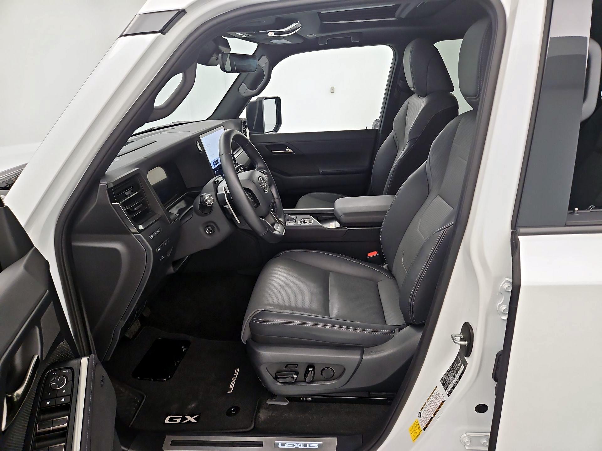 Thumbnail: 2024 Lexus GX - 11