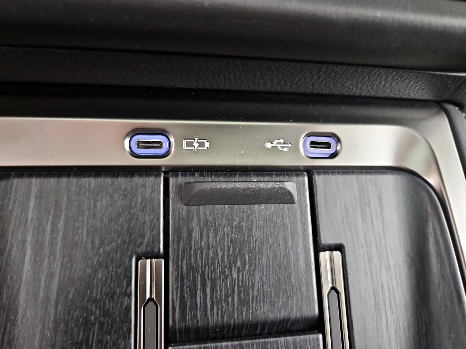 Thumbnail: 2024 Lexus GX - 18