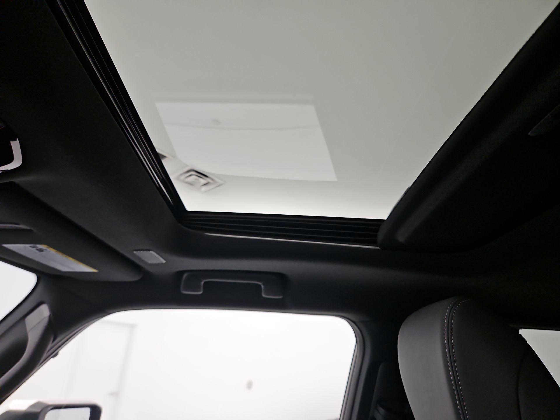 Thumbnail: 2024 Lexus GX - 19