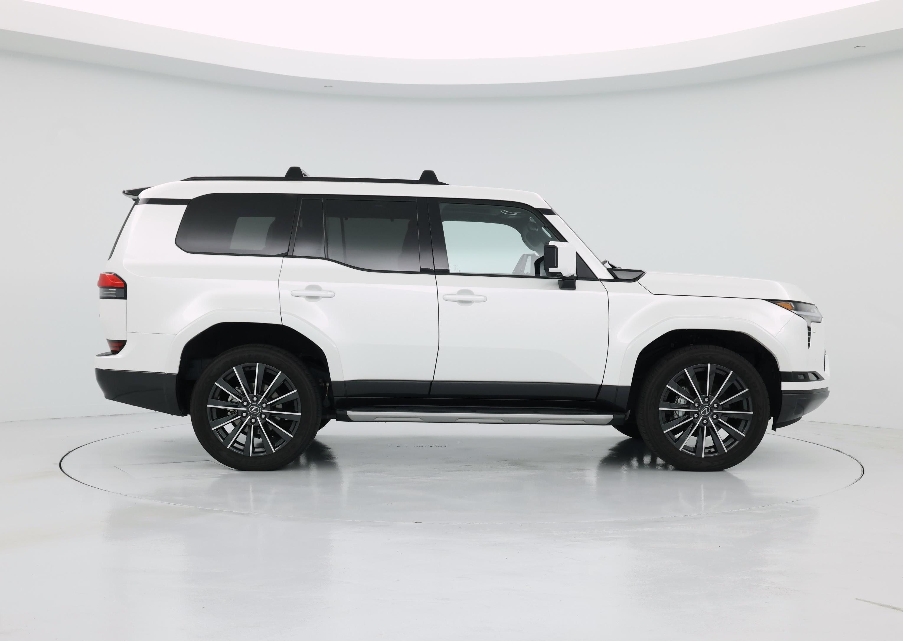 Thumbnail: 2024 Lexus GX - 7