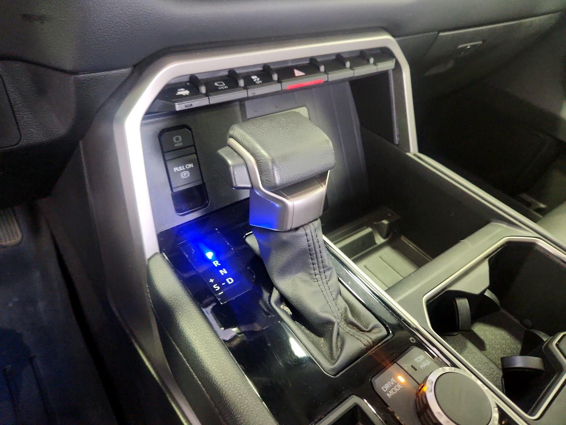 Thumbnail: 2024 Toyota Tundra - 18