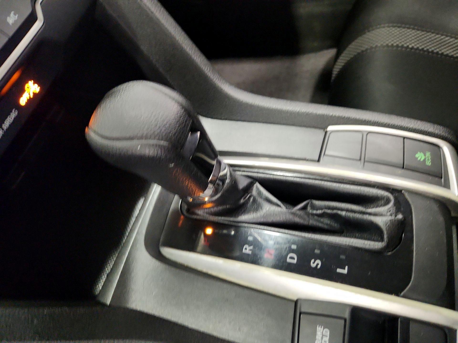 Thumbnail: 2019 Honda Civic - 17