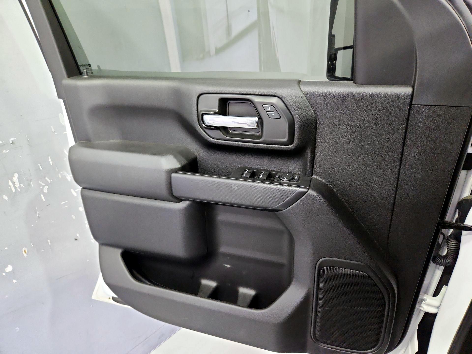 Thumbnail: 2025 Chevrolet Silverado 2500 - 12