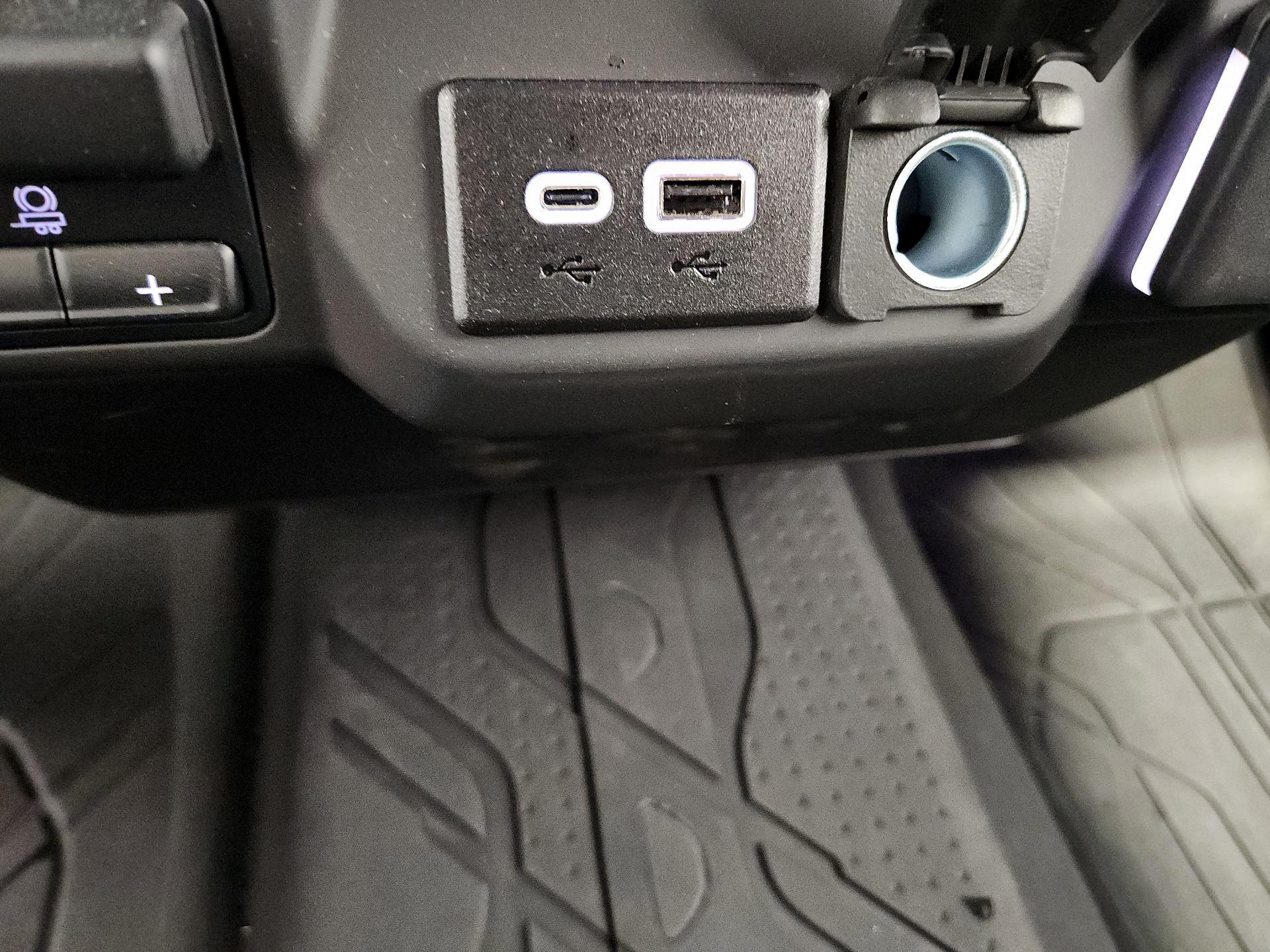 Thumbnail: 2025 Chevrolet Silverado 2500 - 18