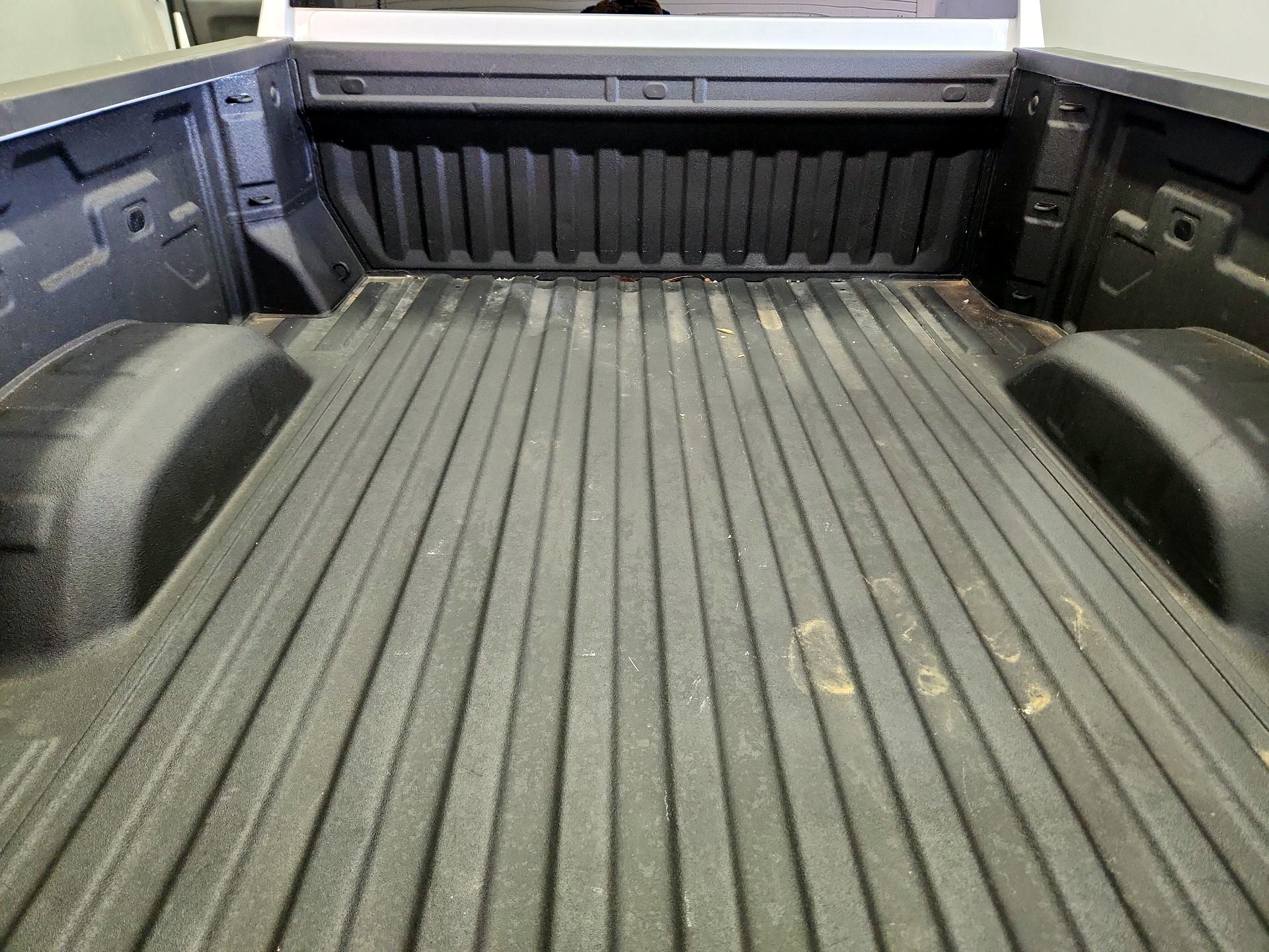 Thumbnail: 2025 Chevrolet Silverado 2500 - 20