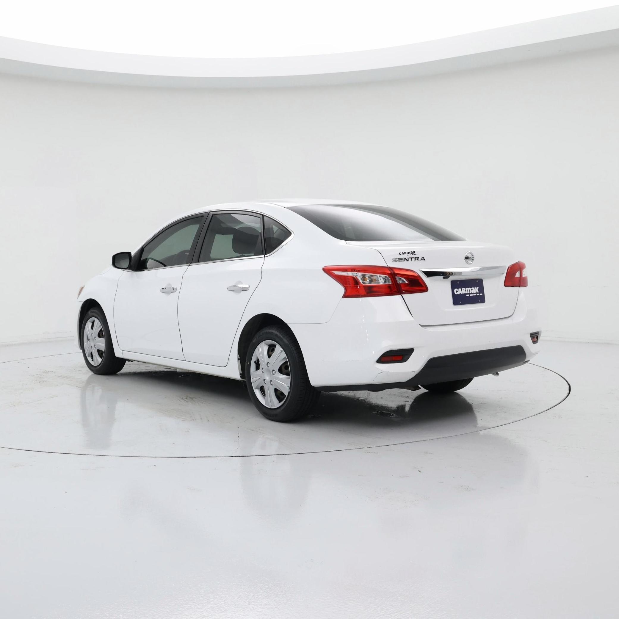 Thumbnail: 2019 Nissan Sentra - 2