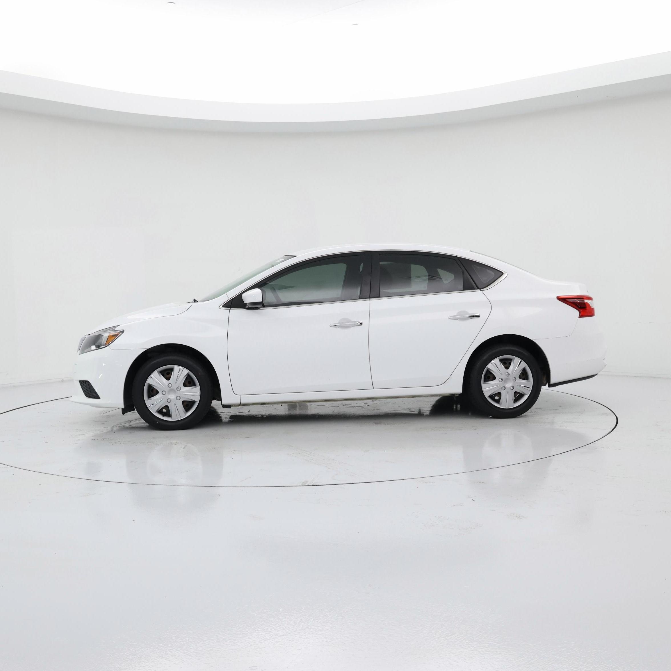 Thumbnail: 2019 Nissan Sentra - 3