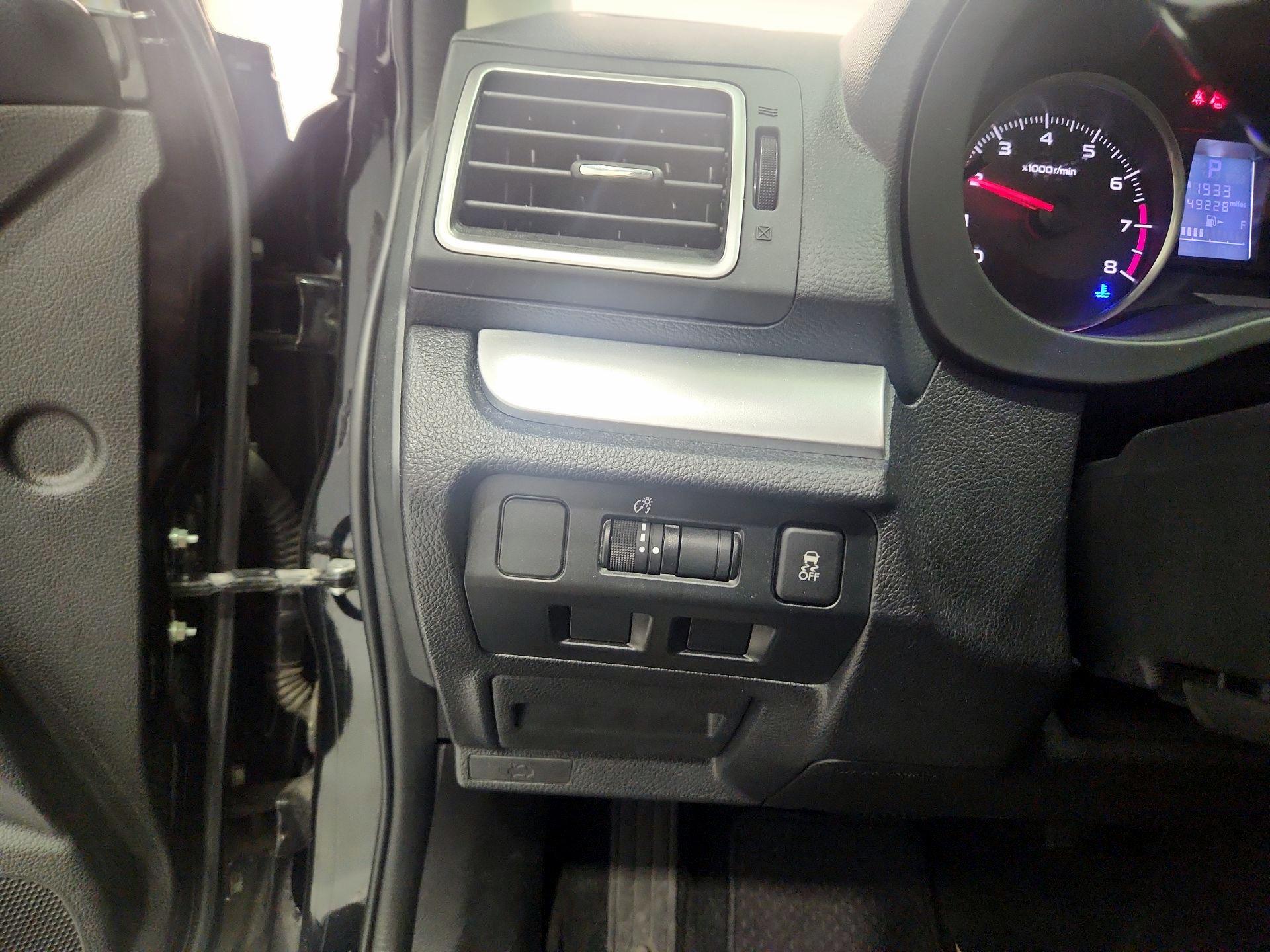 Thumbnail: 2015 Subaru Impreza - 13