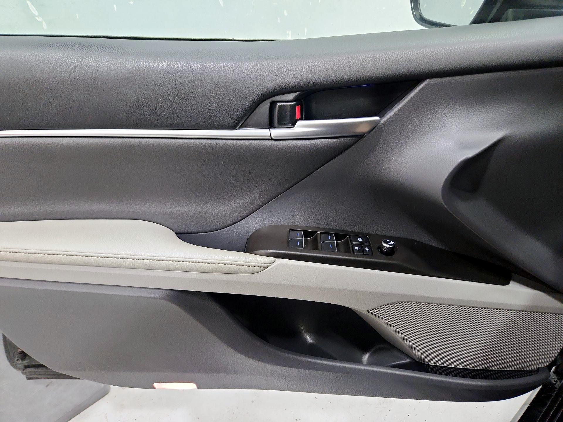 Thumbnail: 2024 Toyota Camry - 12