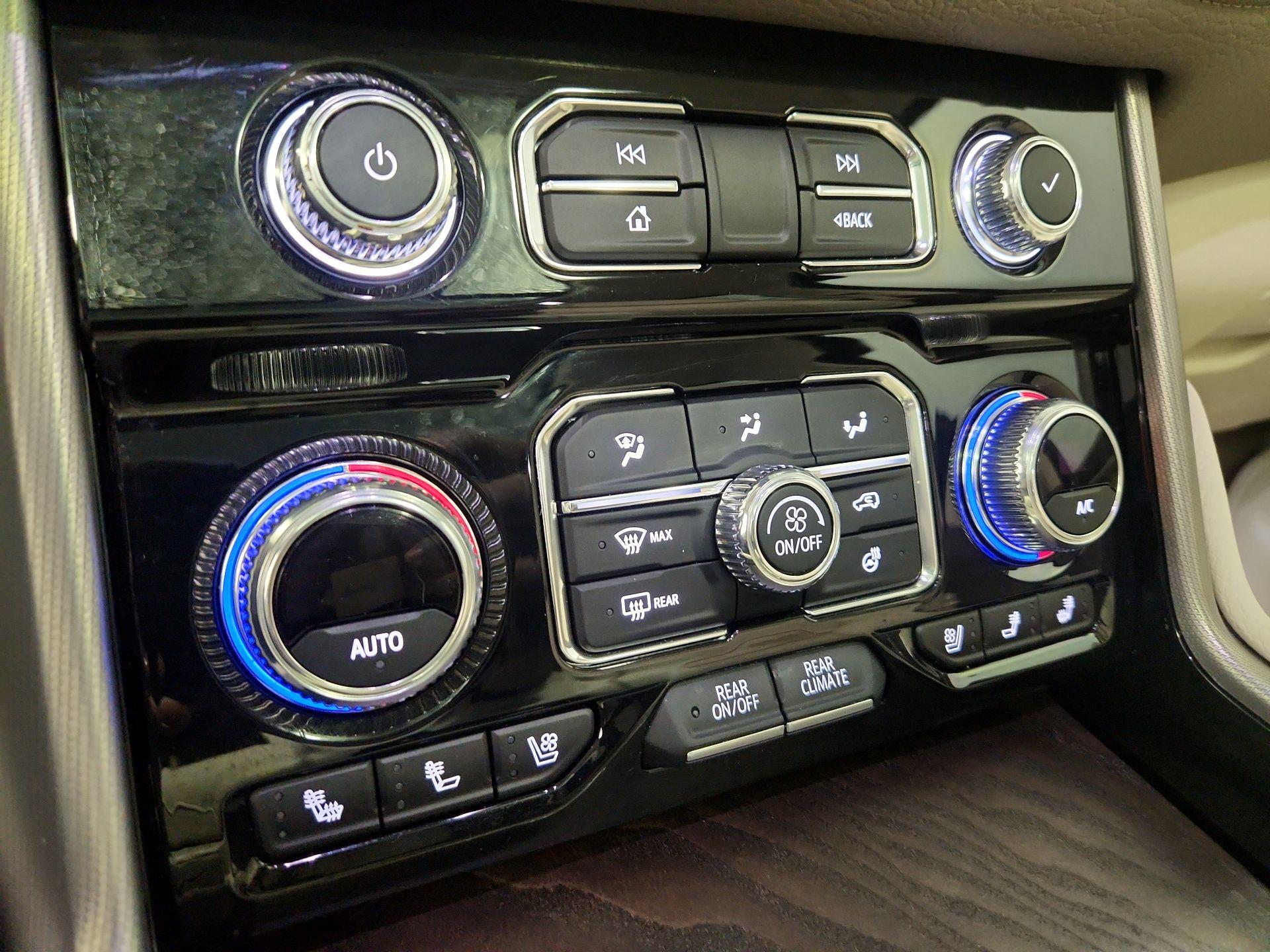 Thumbnail: 2024 GMC Yukon - 16