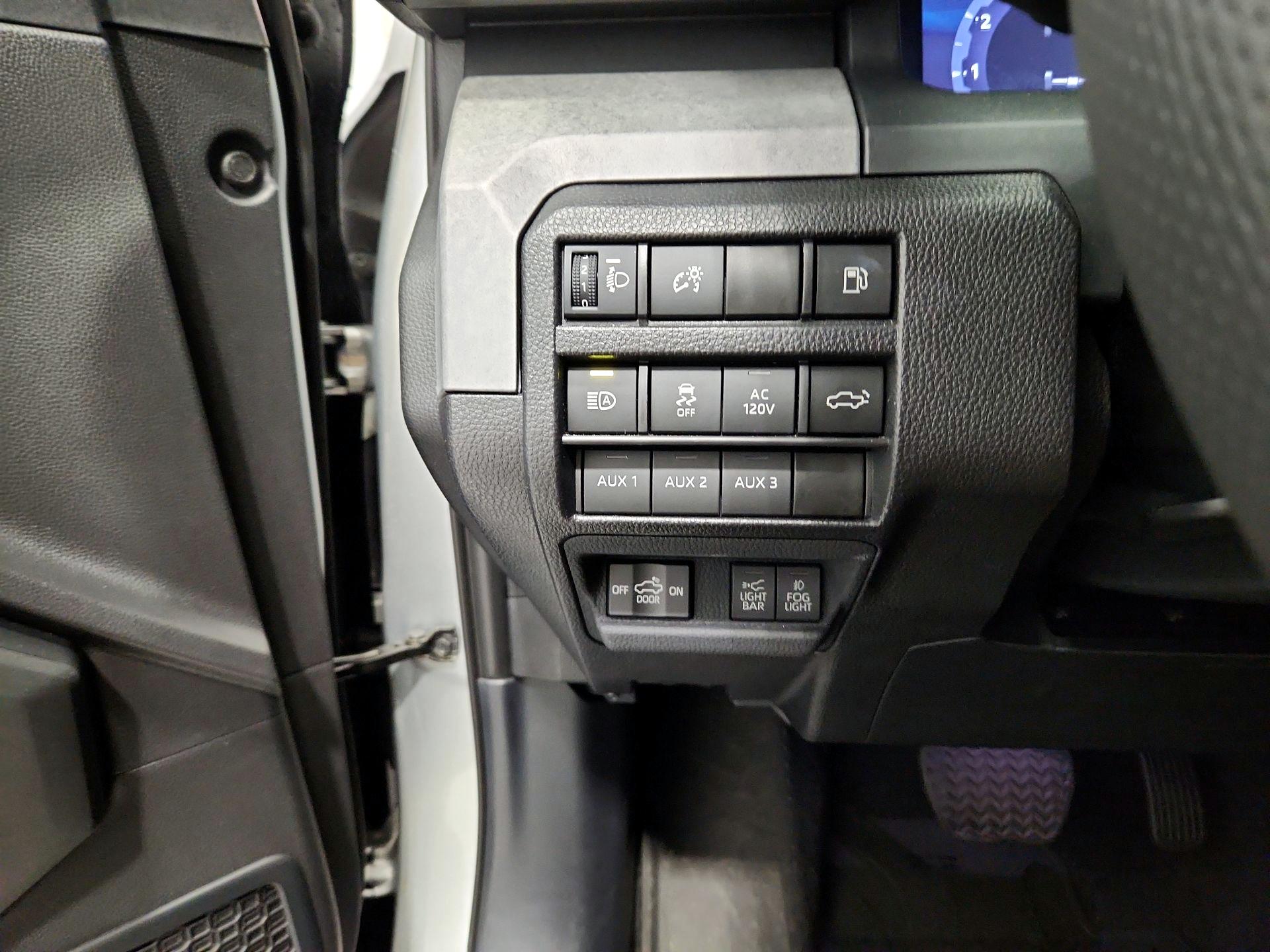 Thumbnail: 2024 Toyota Tacoma - 13