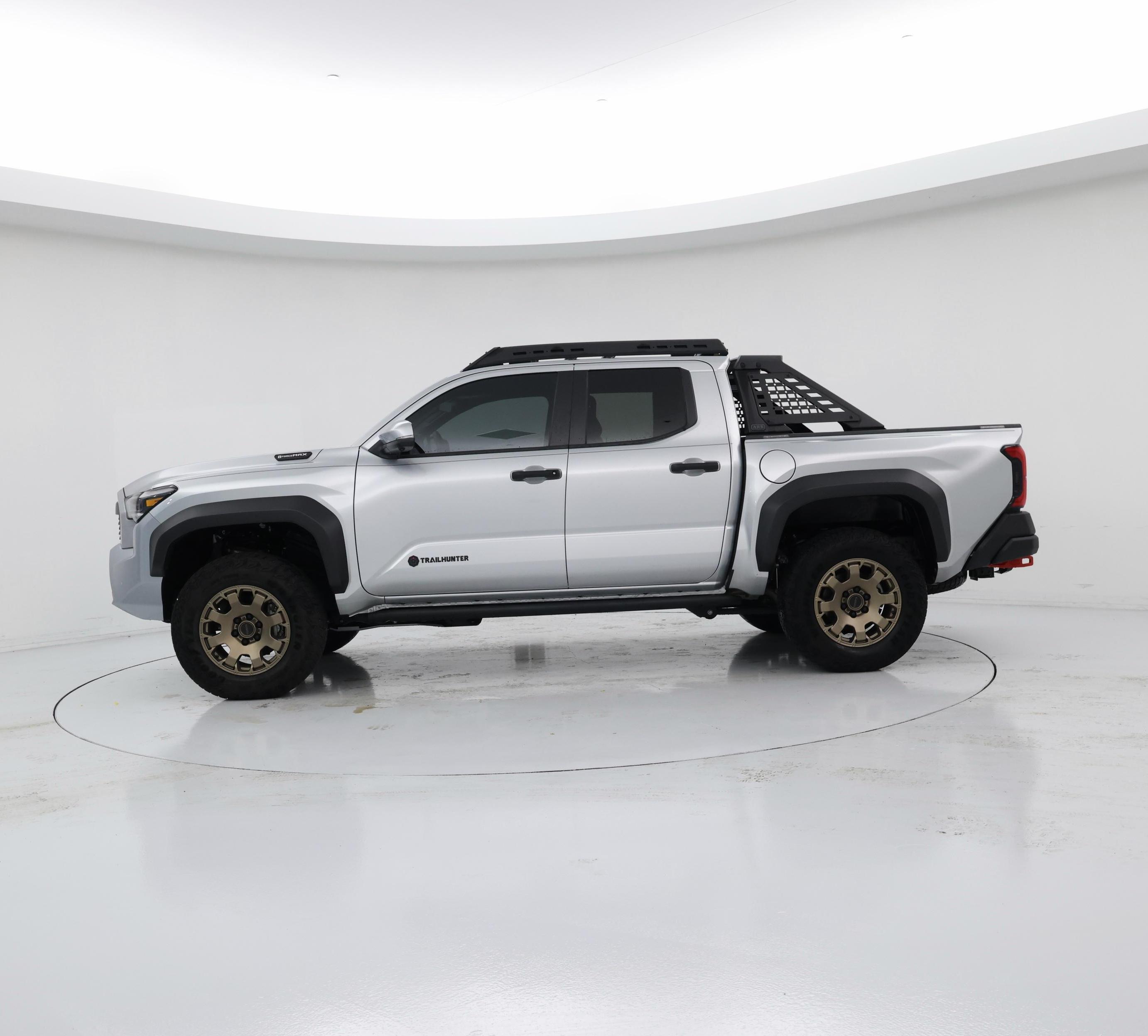 Thumbnail: 2024 Toyota Tacoma - 3