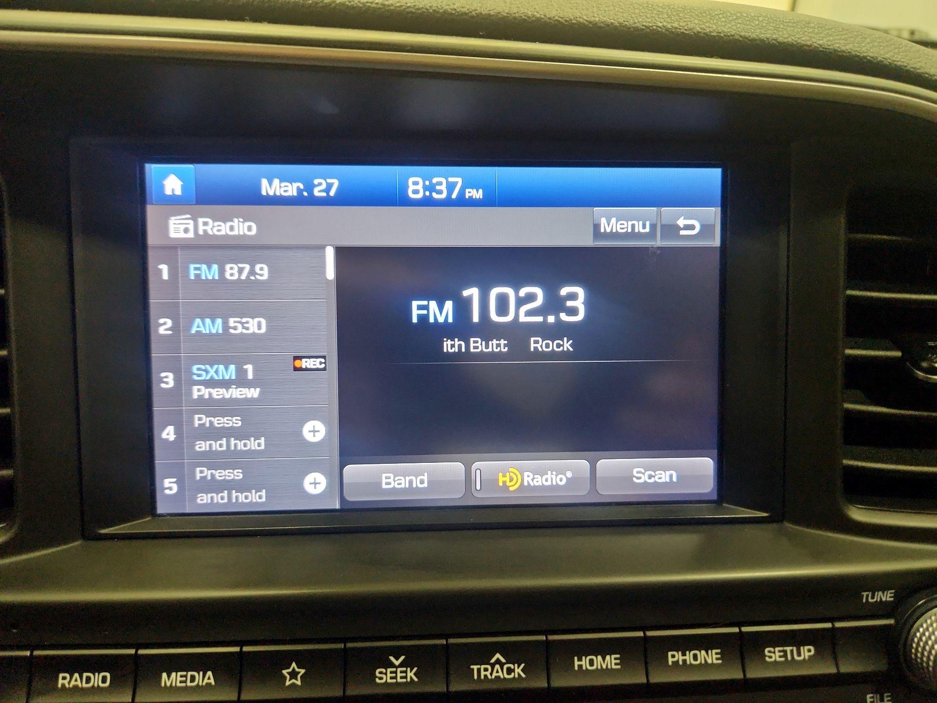 Thumbnail: 2020 Hyundai Elantra - 15