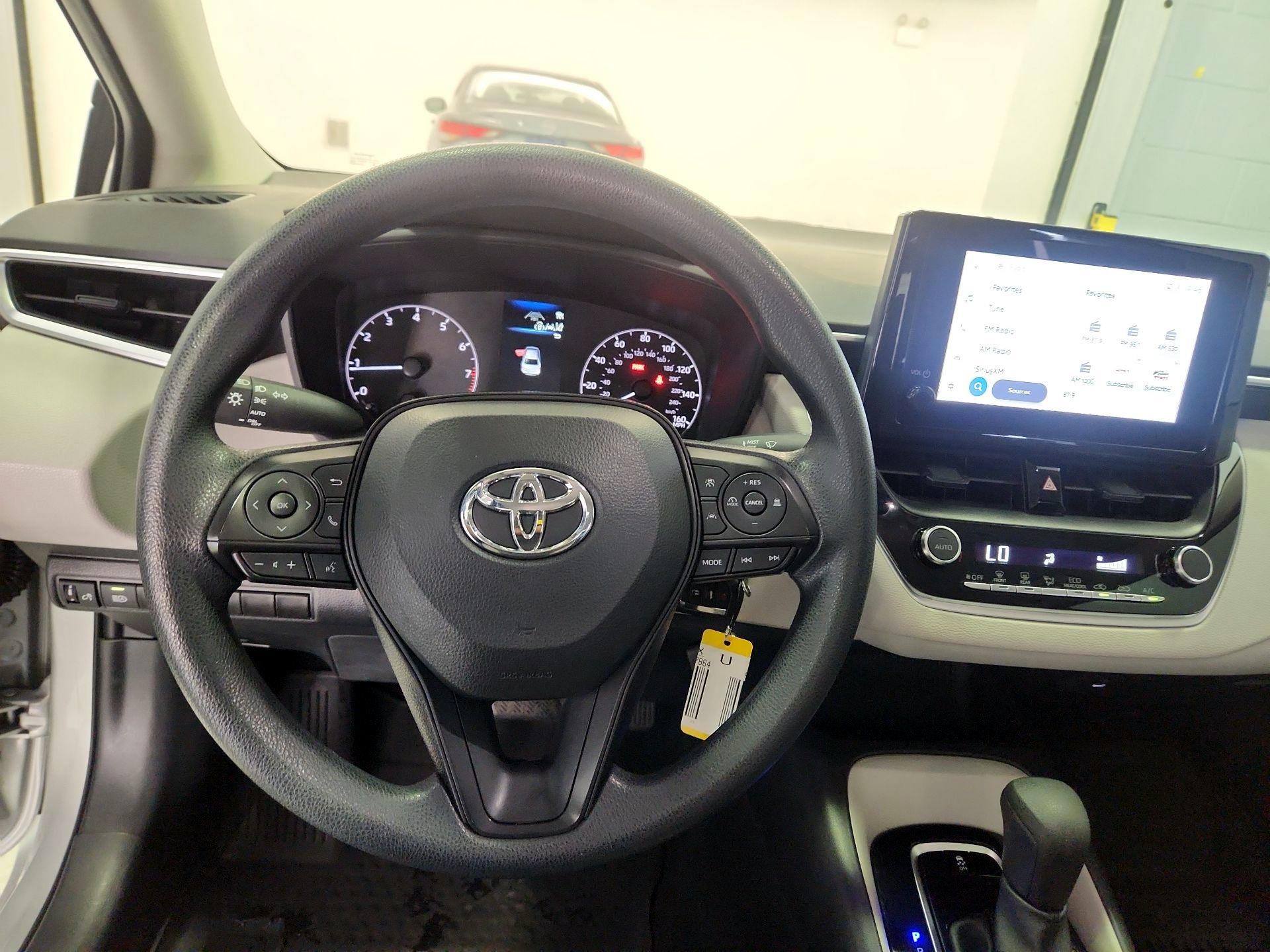 Thumbnail: 2023 Toyota Corolla - 10