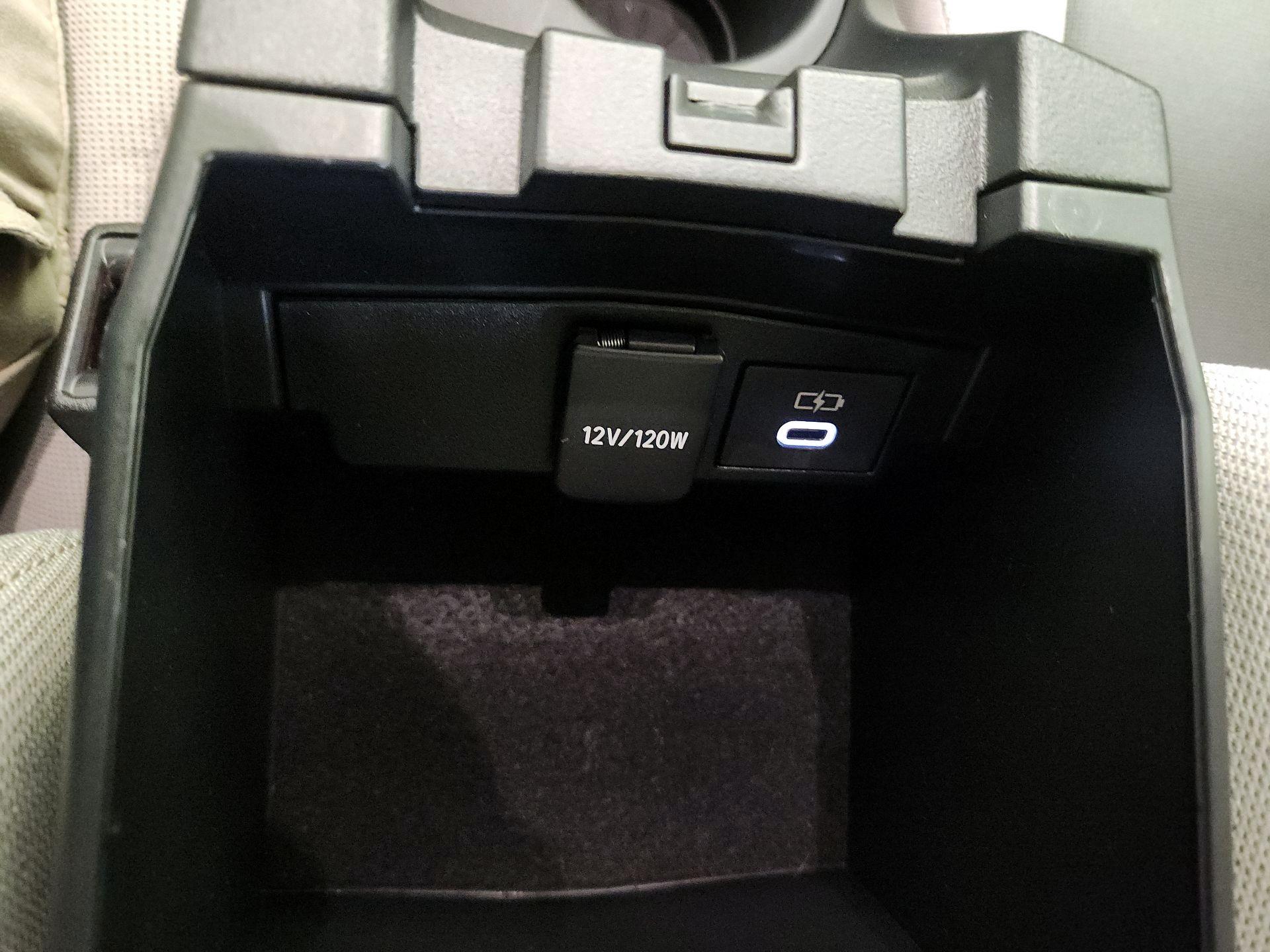 Thumbnail: 2023 Toyota Corolla - 18