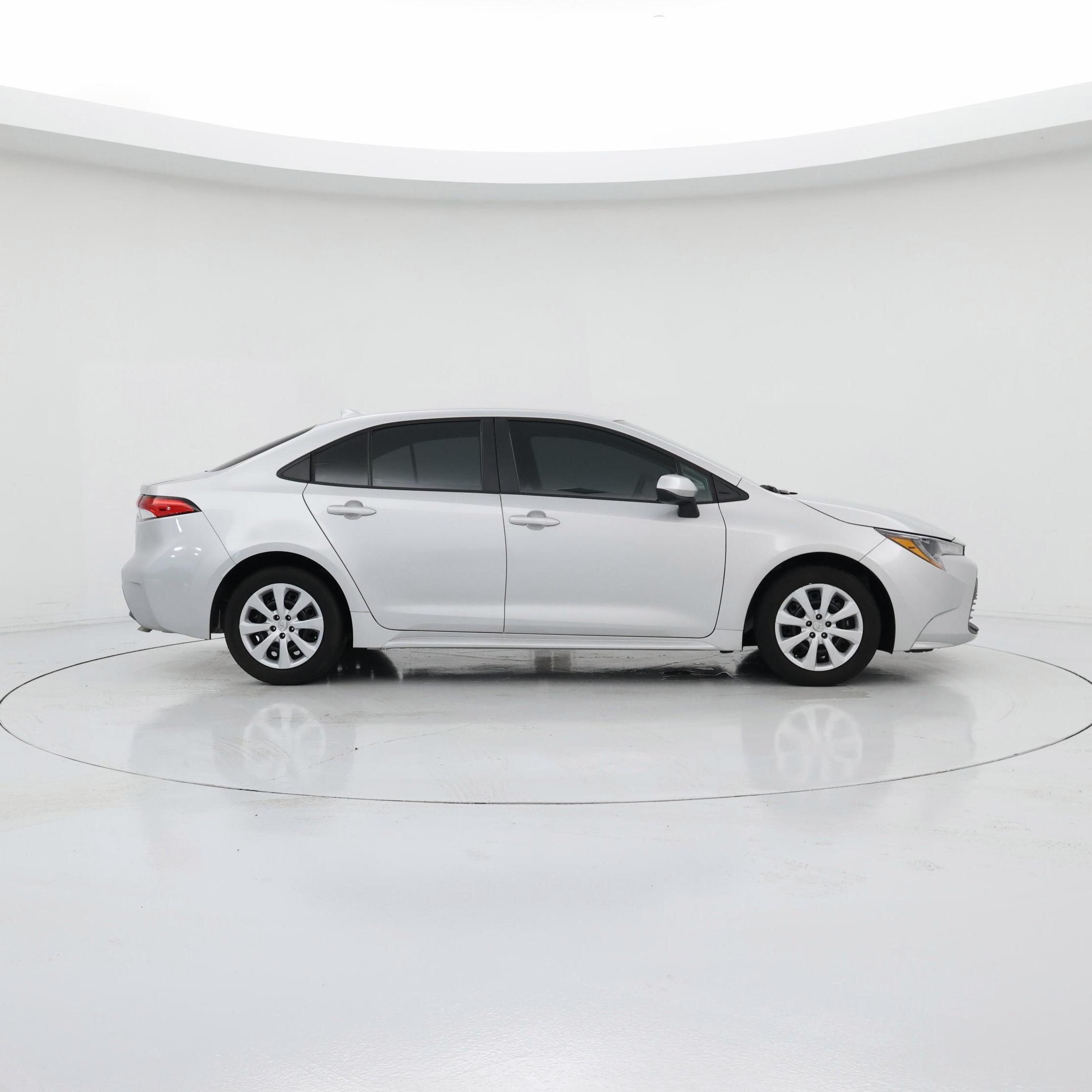 Thumbnail: 2023 Toyota Corolla - 7