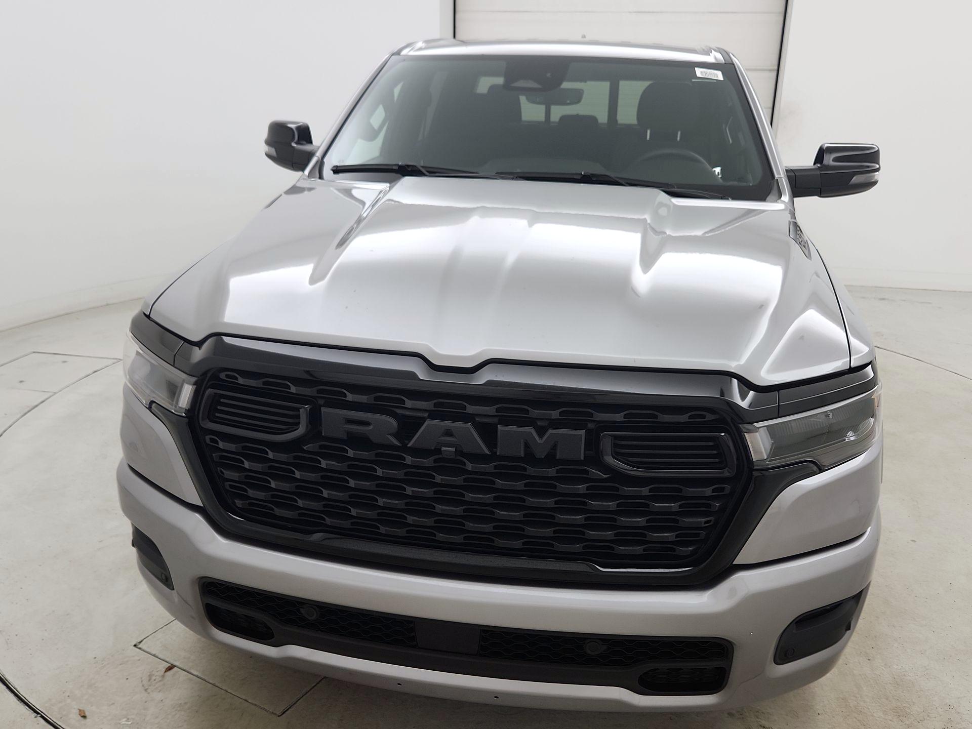 Thumbnail: 2025 RAM 1500 - 2