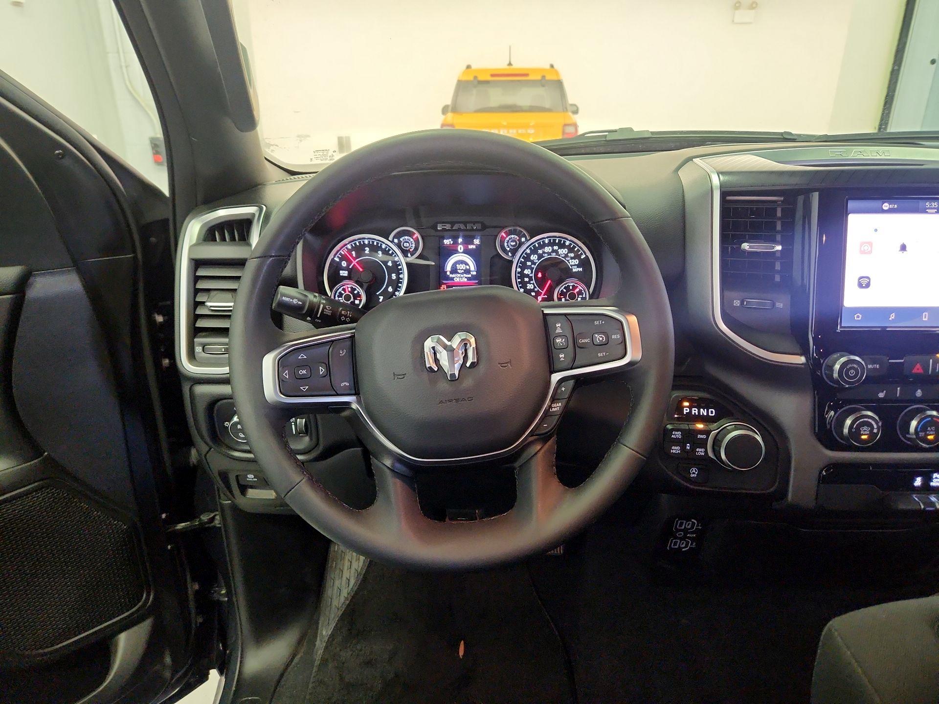 Thumbnail: 2025 RAM 1500 - 10