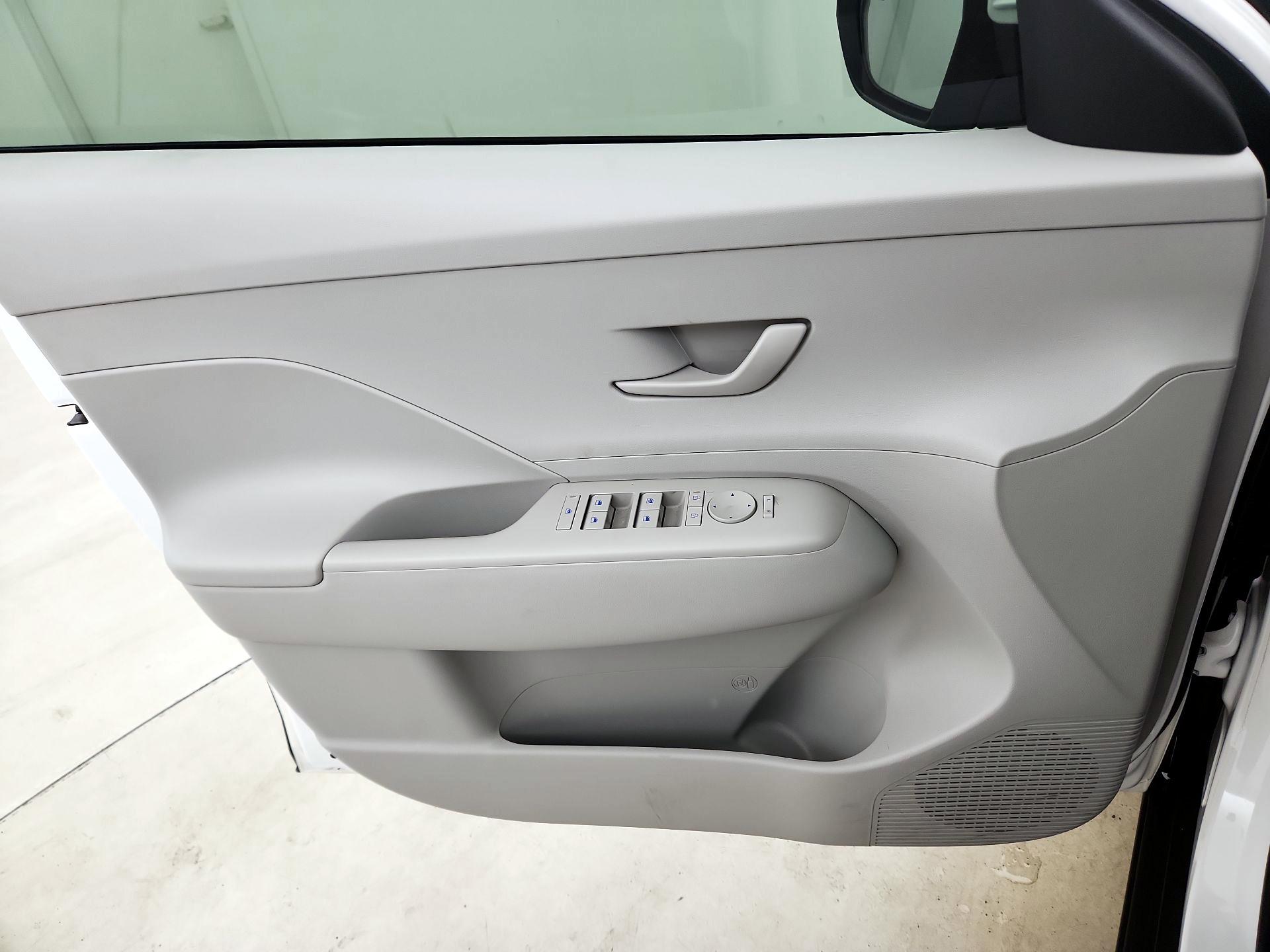 Thumbnail: 2024 Hyundai Kona - 10