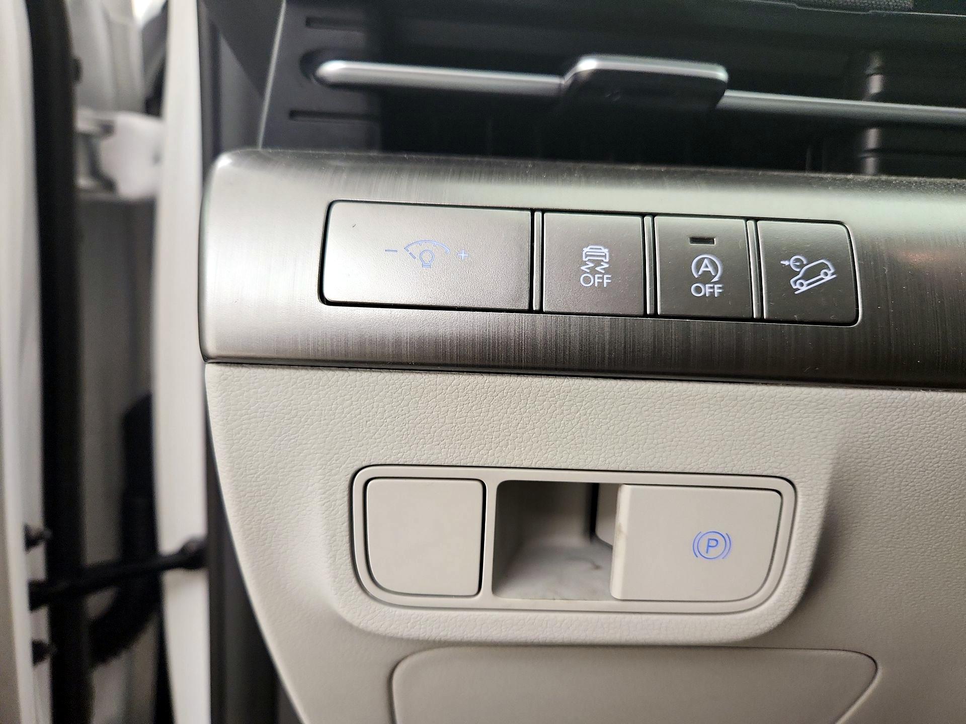 Thumbnail: 2024 Hyundai Kona - 11