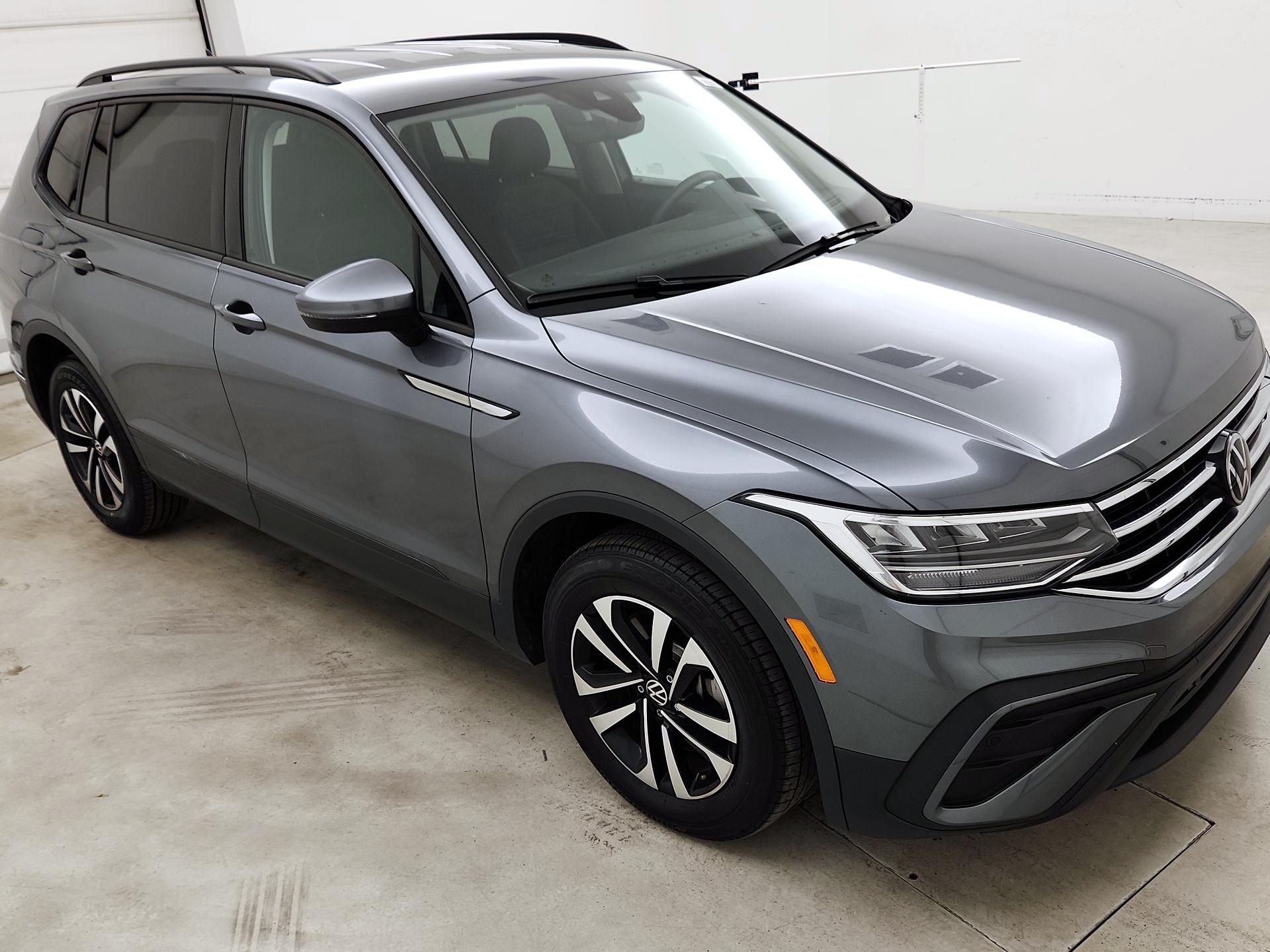 Thumbnail: 2024 Volkswagen Tiguan - 1