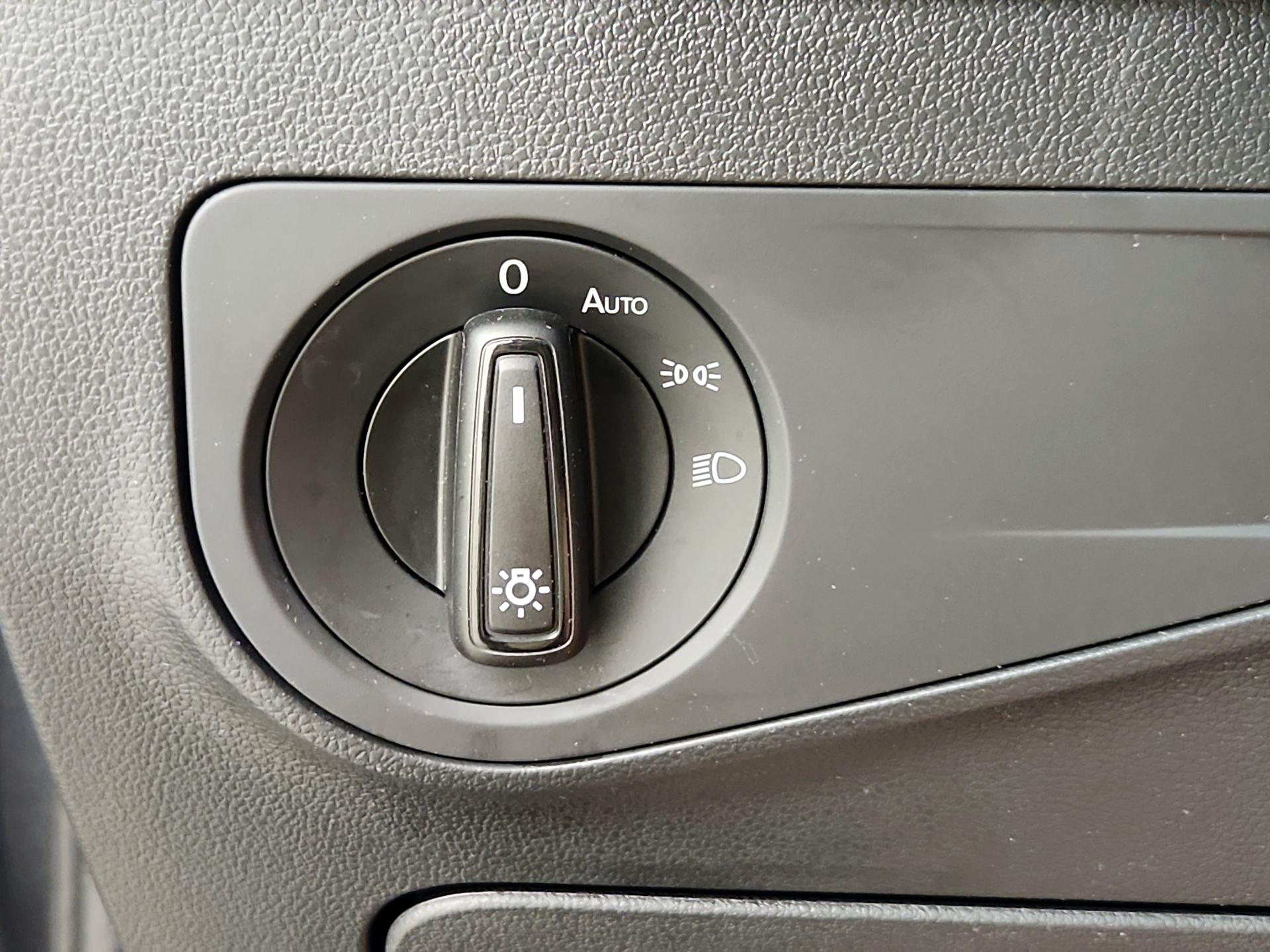 Thumbnail: 2024 Volkswagen Tiguan - 11