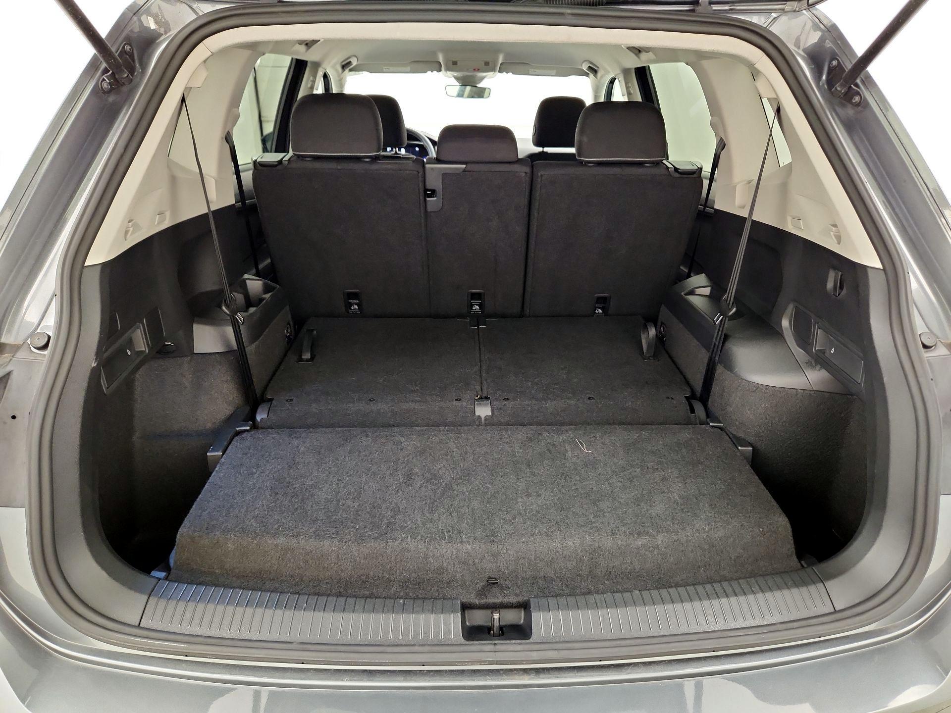 Thumbnail: 2024 Volkswagen Tiguan - 20