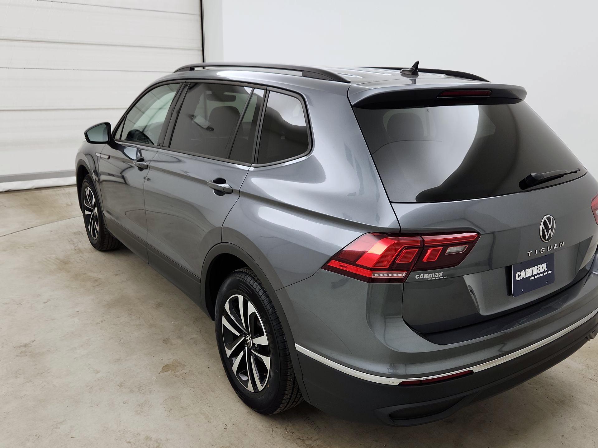 Thumbnail: 2024 Volkswagen Tiguan - 7