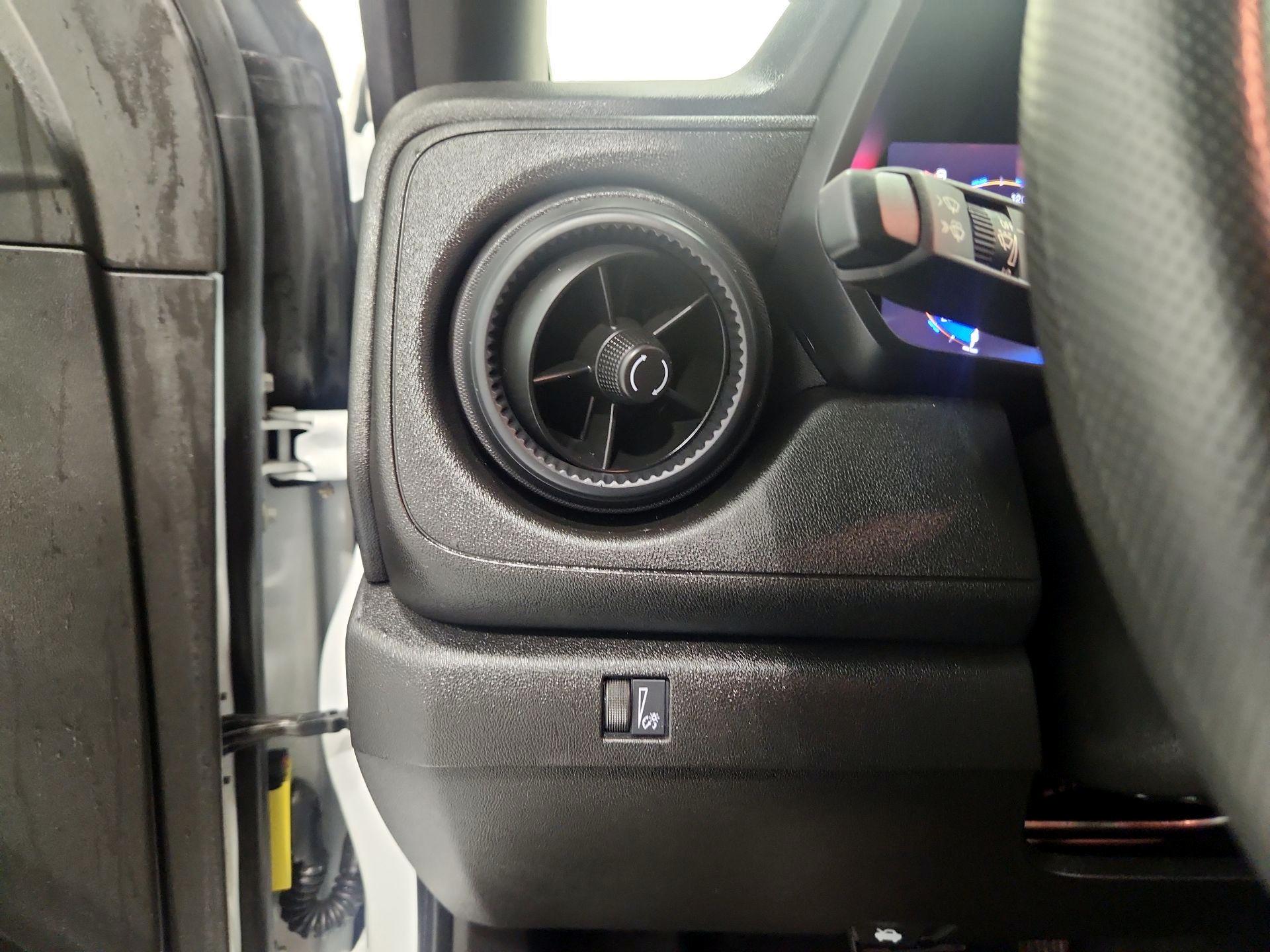 Thumbnail: 2024 Chevrolet Colorado - 13