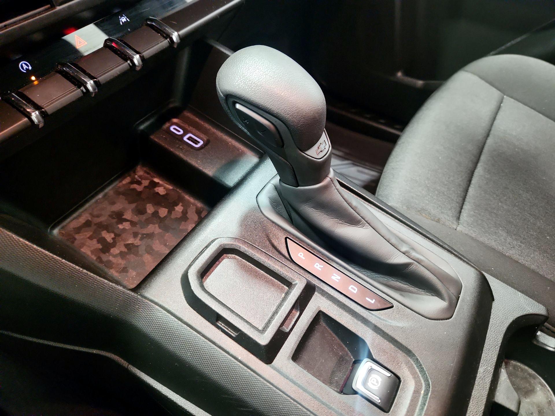 Thumbnail: 2024 Chevrolet Colorado - 18