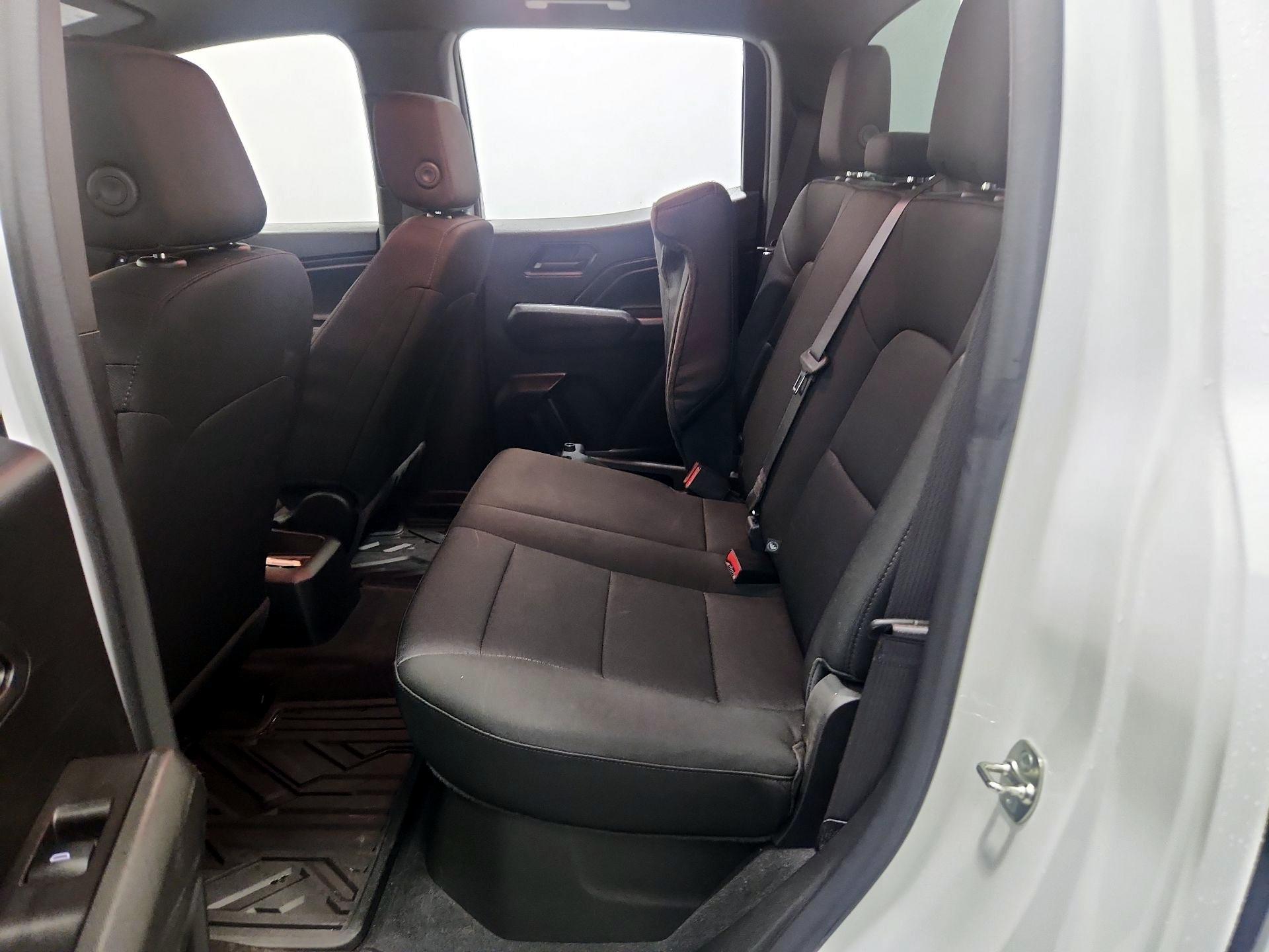 Thumbnail: 2024 Chevrolet Colorado - 20