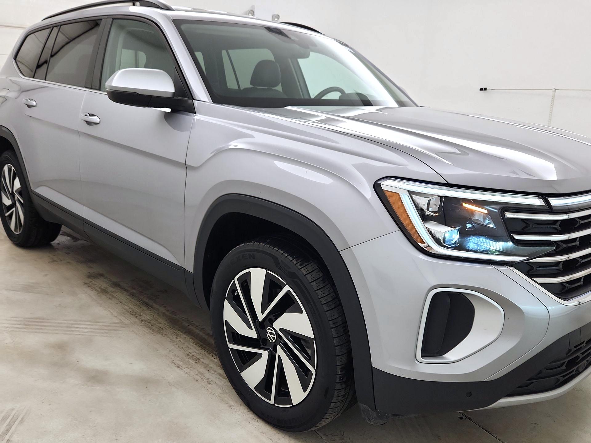 Thumbnail: 2024 Volkswagen Atlas - 1