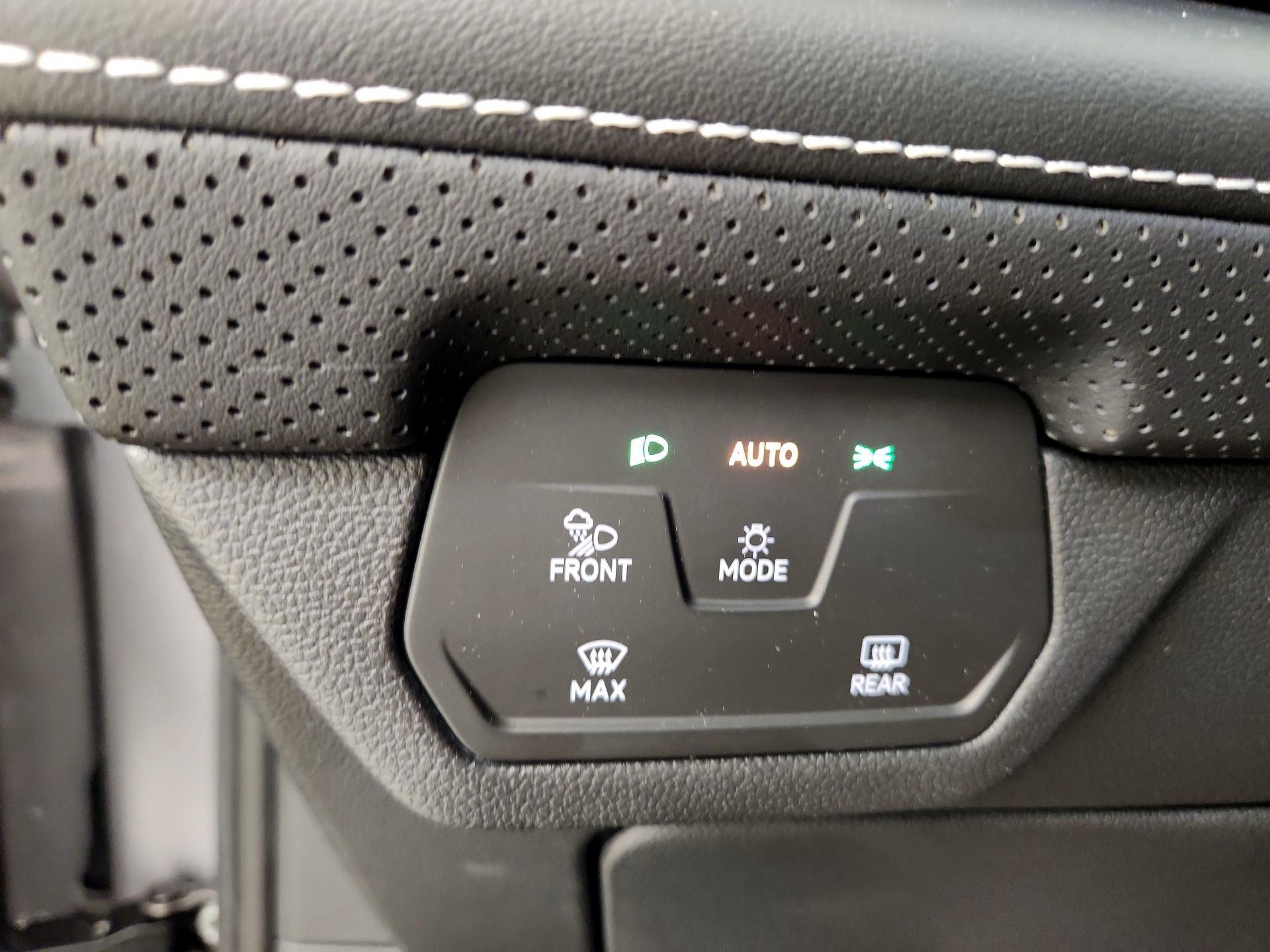 Thumbnail: 2024 Volkswagen Atlas - 11