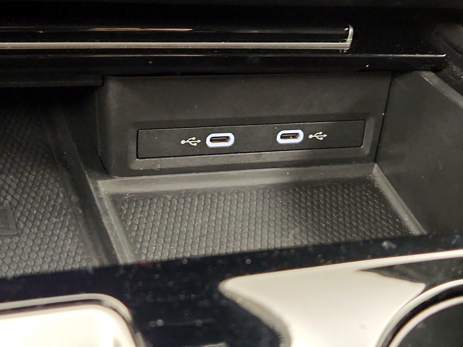 Thumbnail: 2024 Volkswagen Atlas - 16