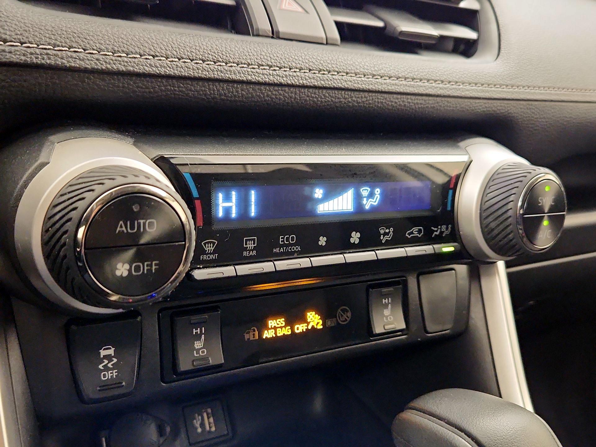 Thumbnail: 2023 Toyota RAV4 - 14